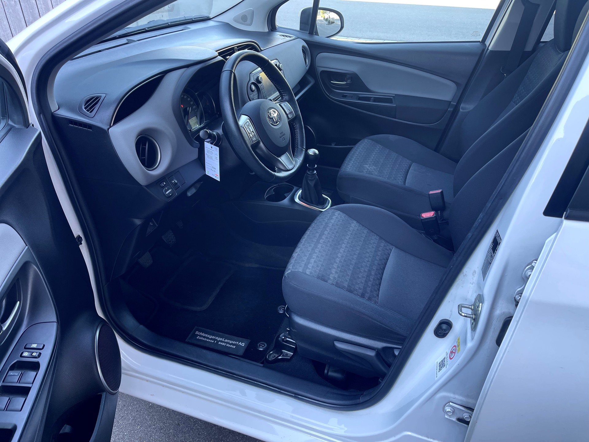 TOYOTA Yaris 1.33 Trend-image-10