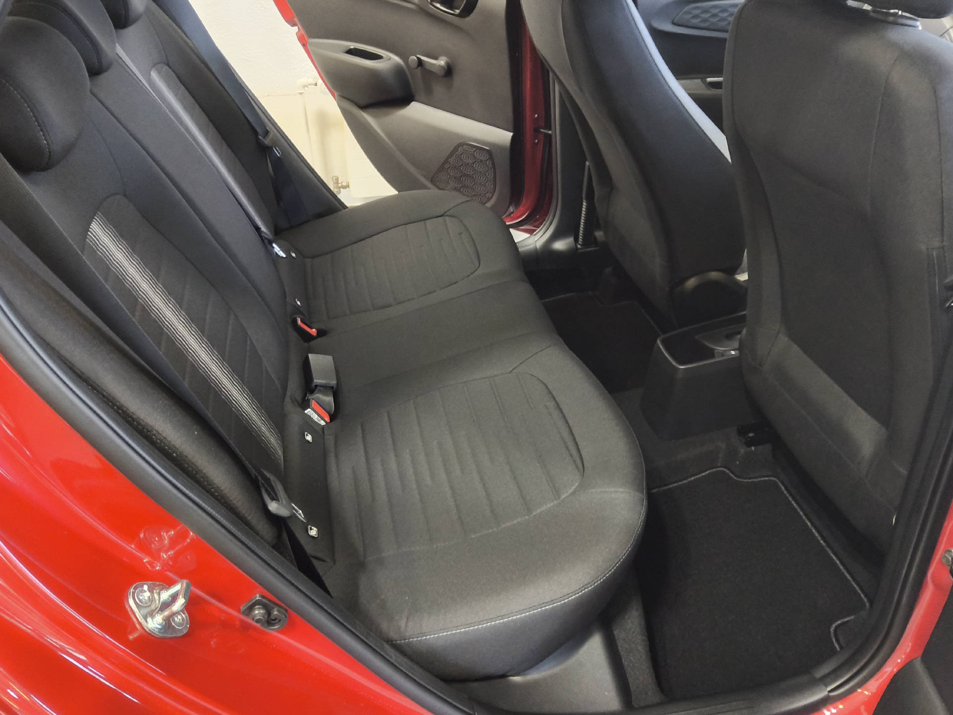 HYUNDAI i10 1.0 Pica-image-10