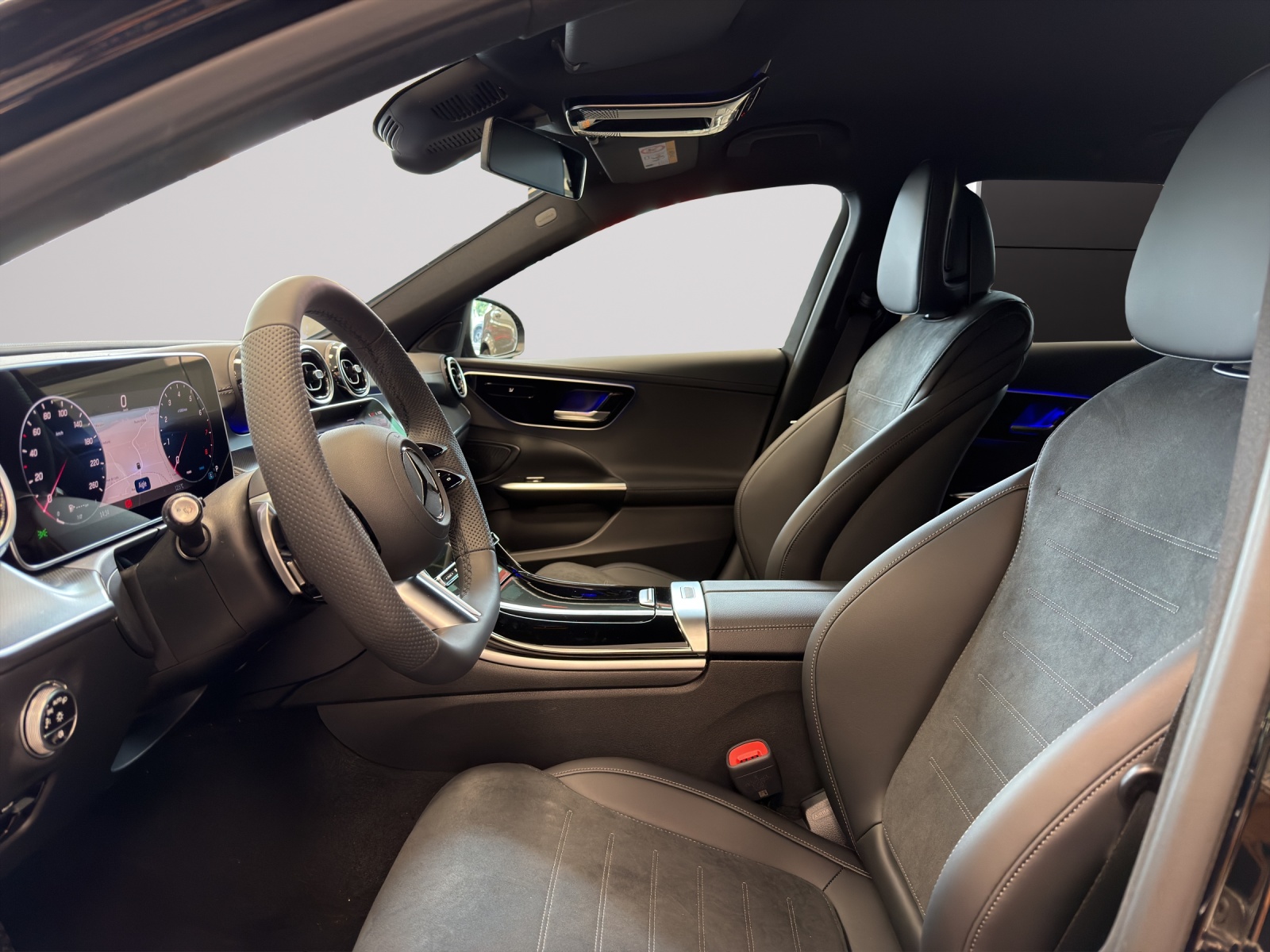 MERCEDES-BENZ C 200 T 4 Matic-image-3