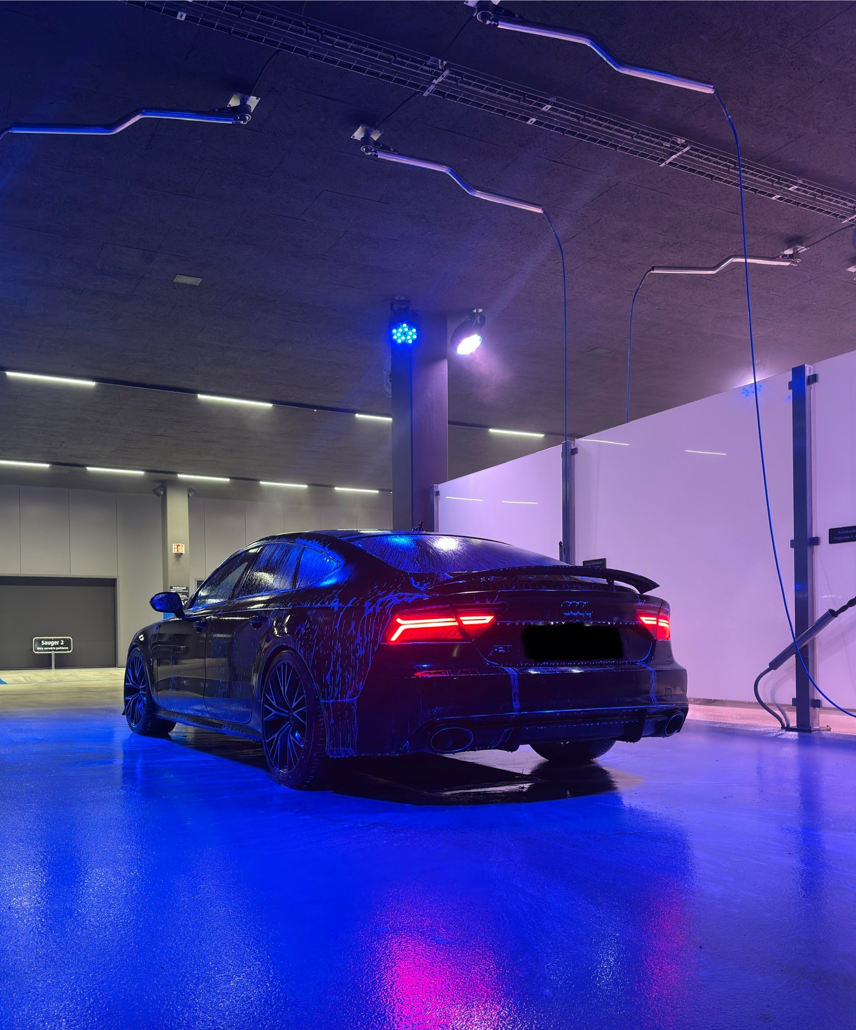 AUDI 3.0 V6 BITDI Competition quattro All black Edition-image-15