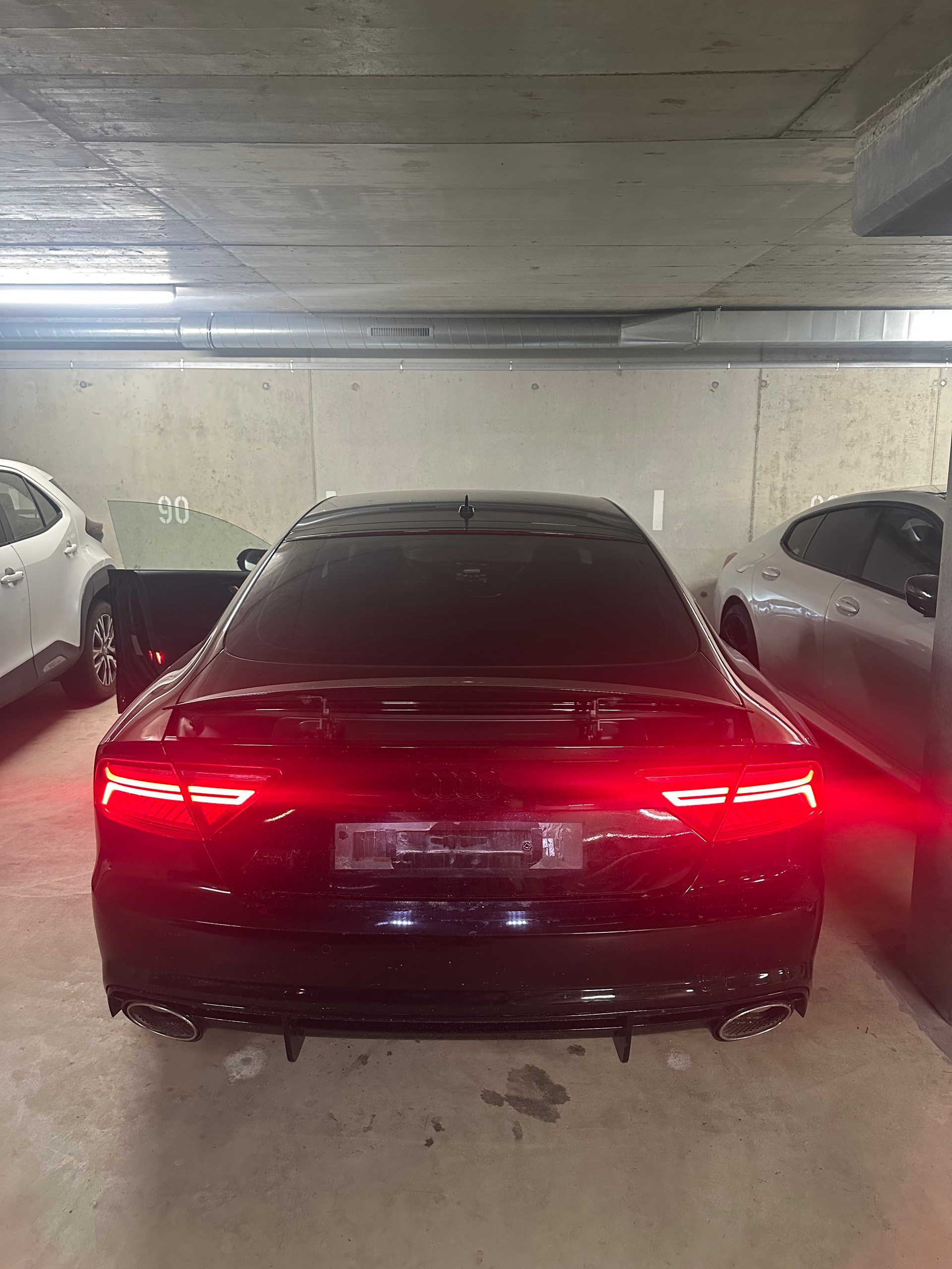 AUDI 3.0 V6 BITDI Competition quattro All black Edition-image-2