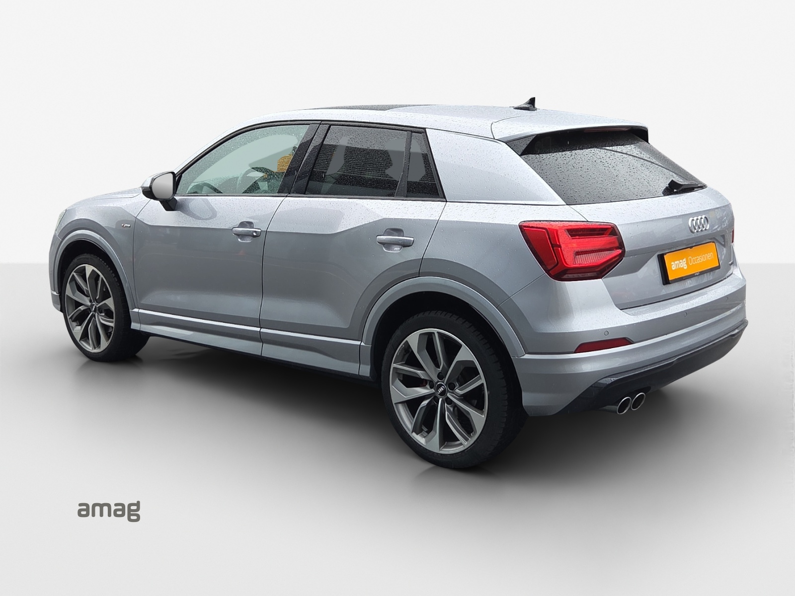 AUDI Q2 2.0 TFSI sport quattro S-tronic-image-2