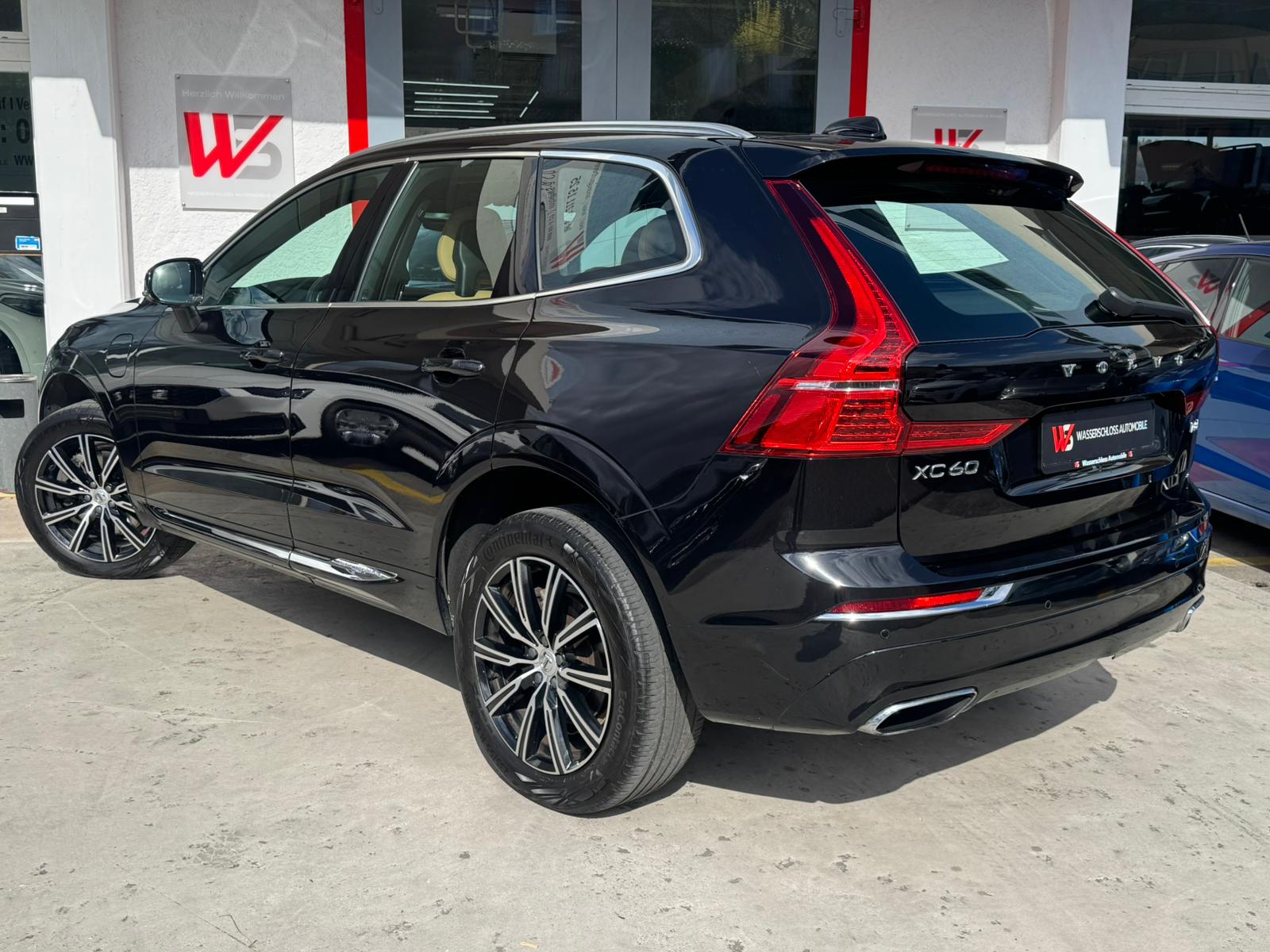 VOLVO XC60 T8 eAWD Inscription Geartronic-showroom-element-3