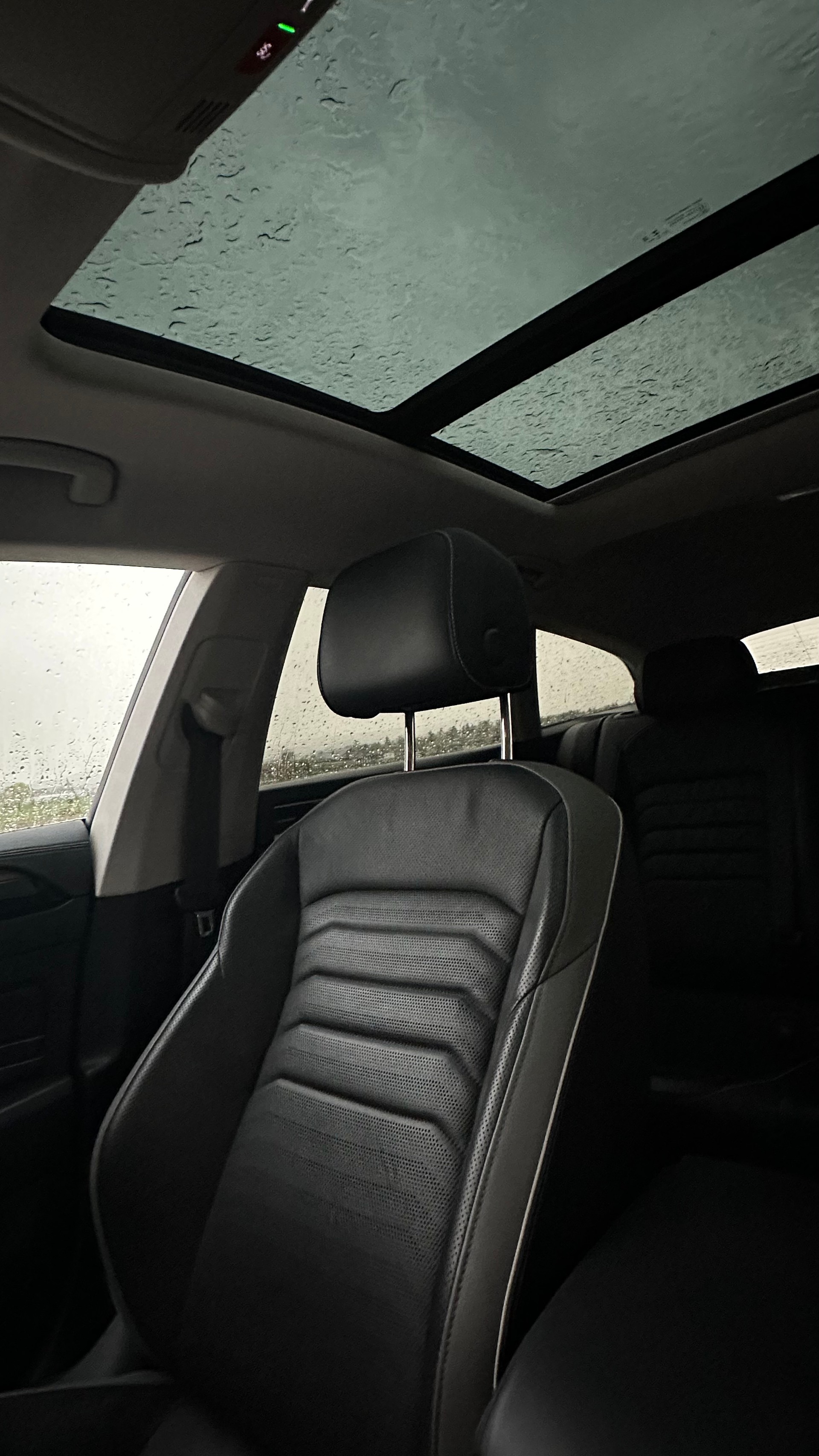 VW ELEGANCE-image-14