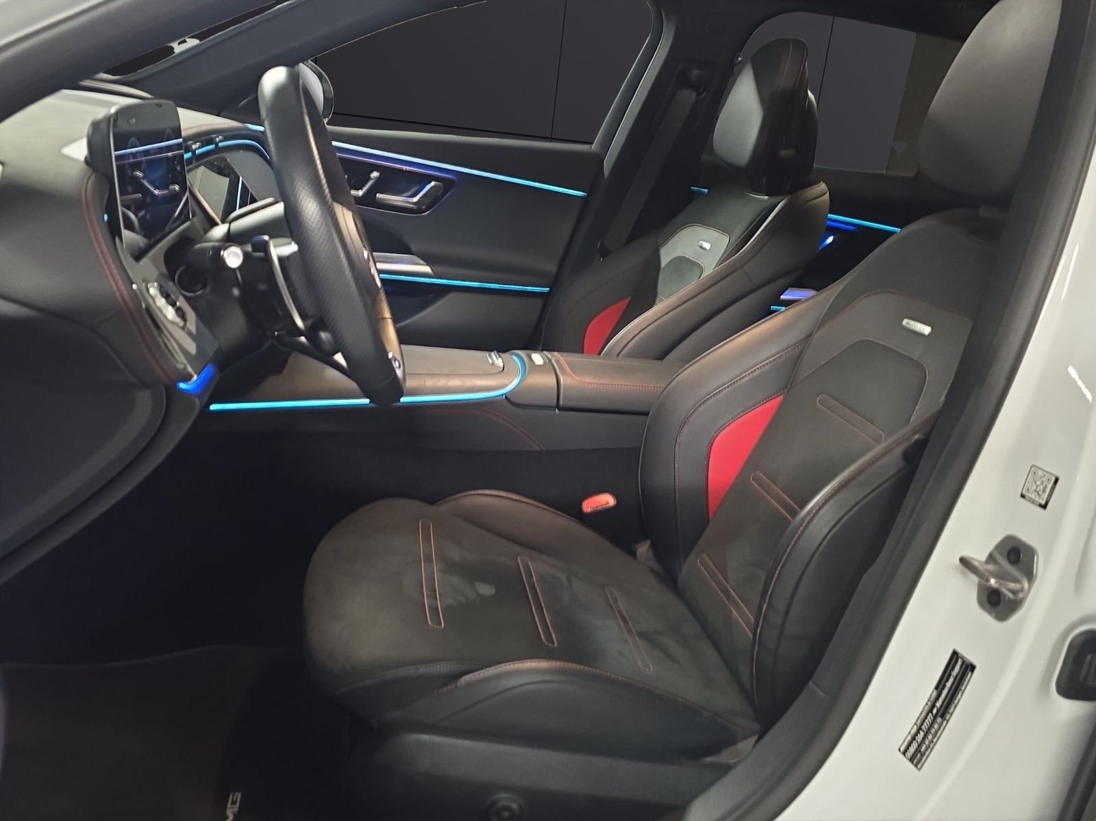 MERCEDES-BENZ E 53 AMG E 53 Hybrid T 4Matic+ 9G-Tronic-image-8