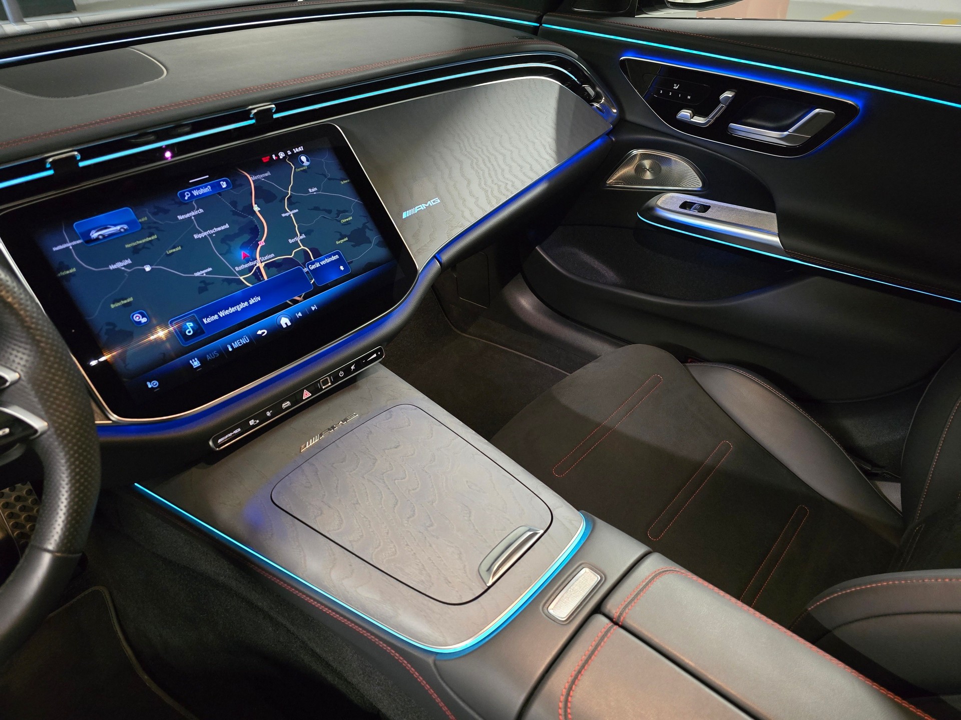 MERCEDES-BENZ E 53 AMG E 53 Hybrid T 4Matic+ 9G-Tronic-image-10