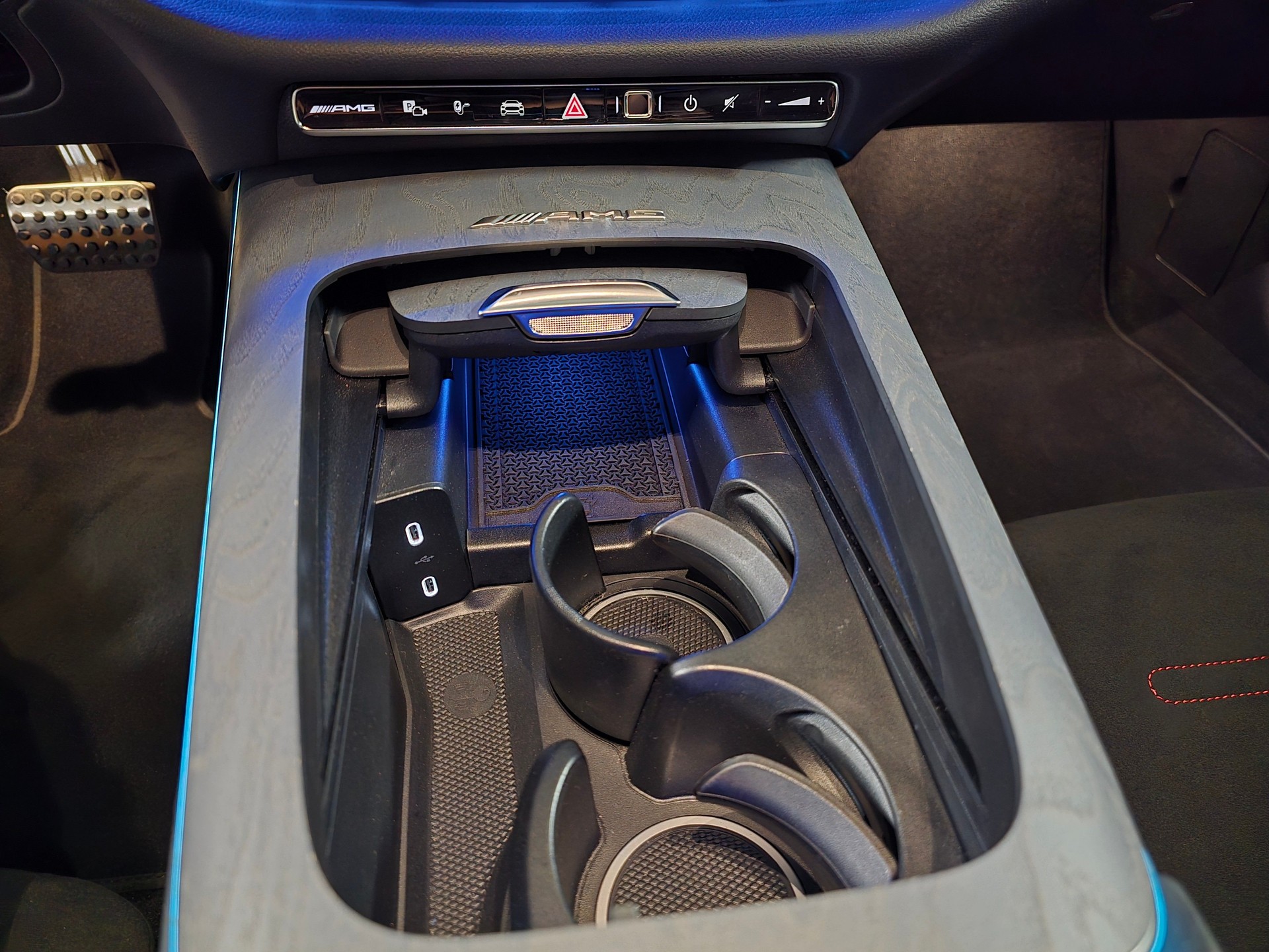 MERCEDES-BENZ E 53 AMG E 53 Hybrid T 4Matic+ 9G-Tronic-image-18