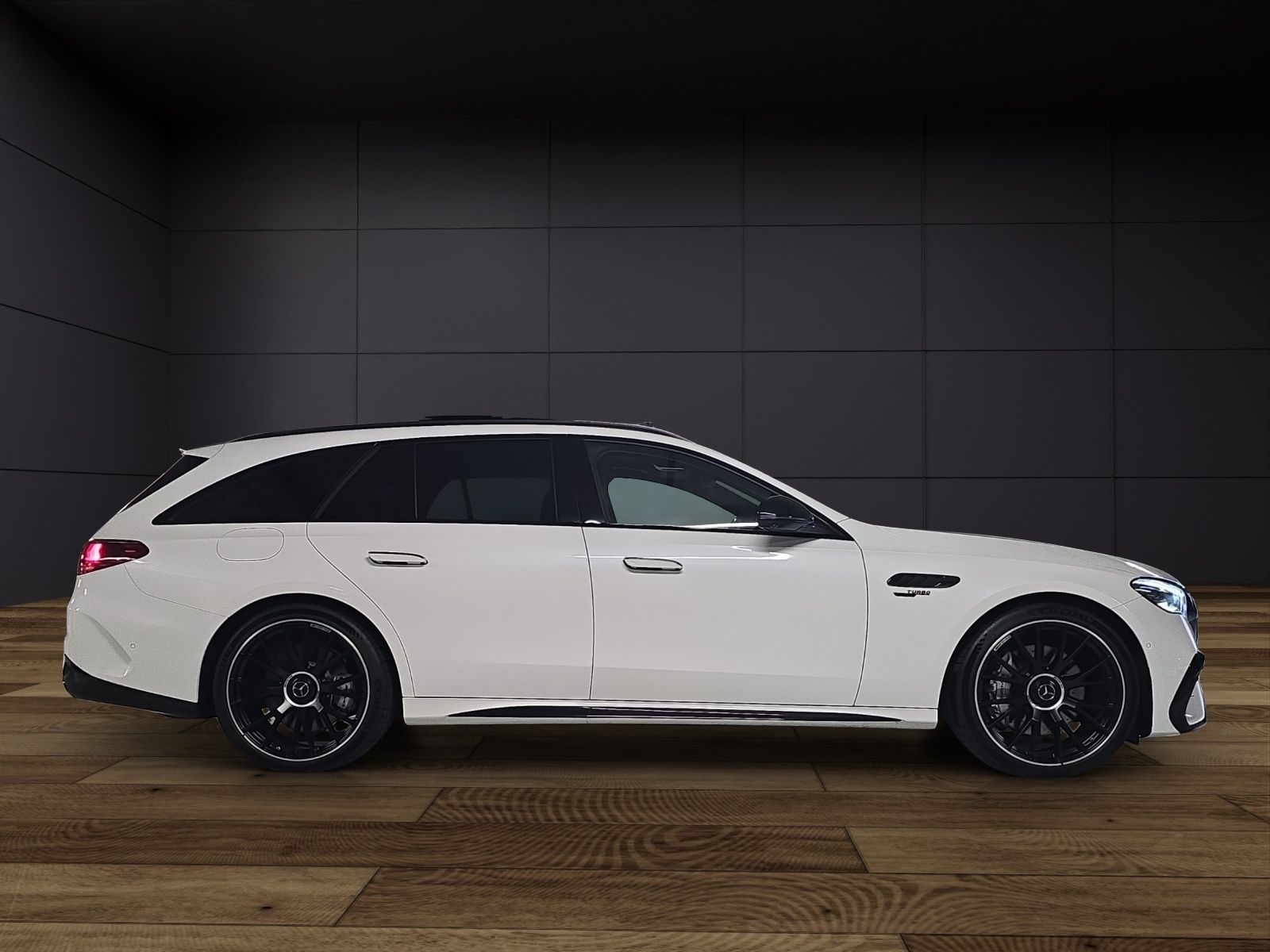 MERCEDES-BENZ E 53 AMG E 53 Hybrid T 4Matic+ 9G-Tronic-image-4