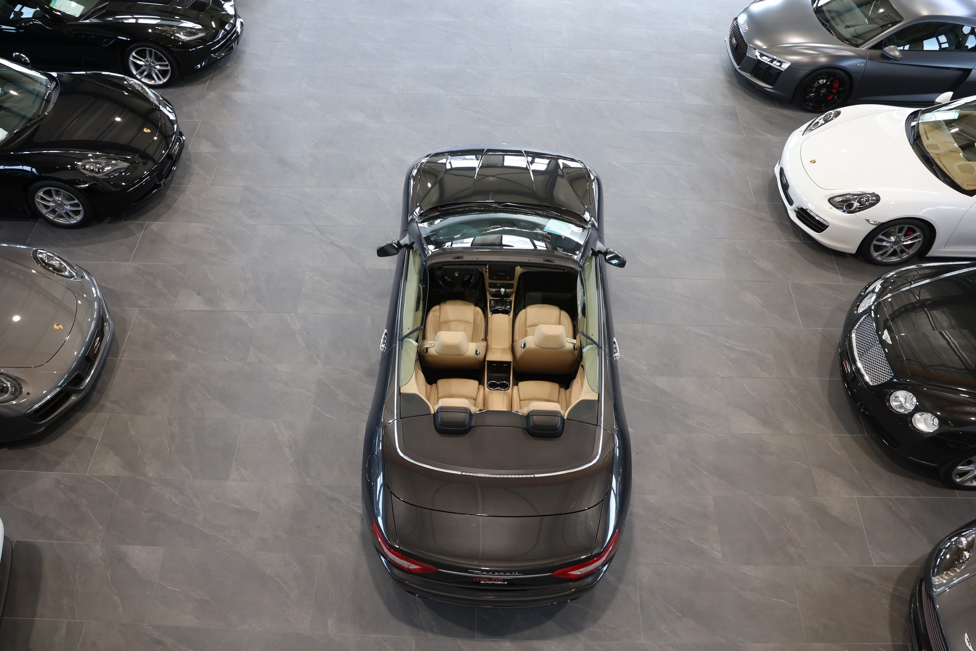 MASERATI GranCabrio Automatica-image-8