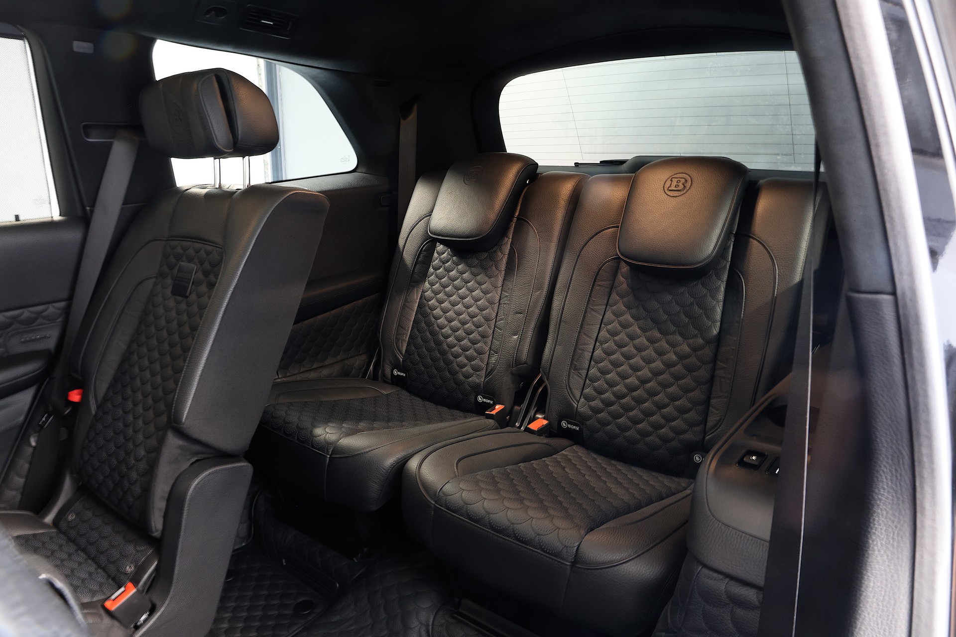 MERCEDES-BENZ BRABUS GLS 900 Superblack-image-24