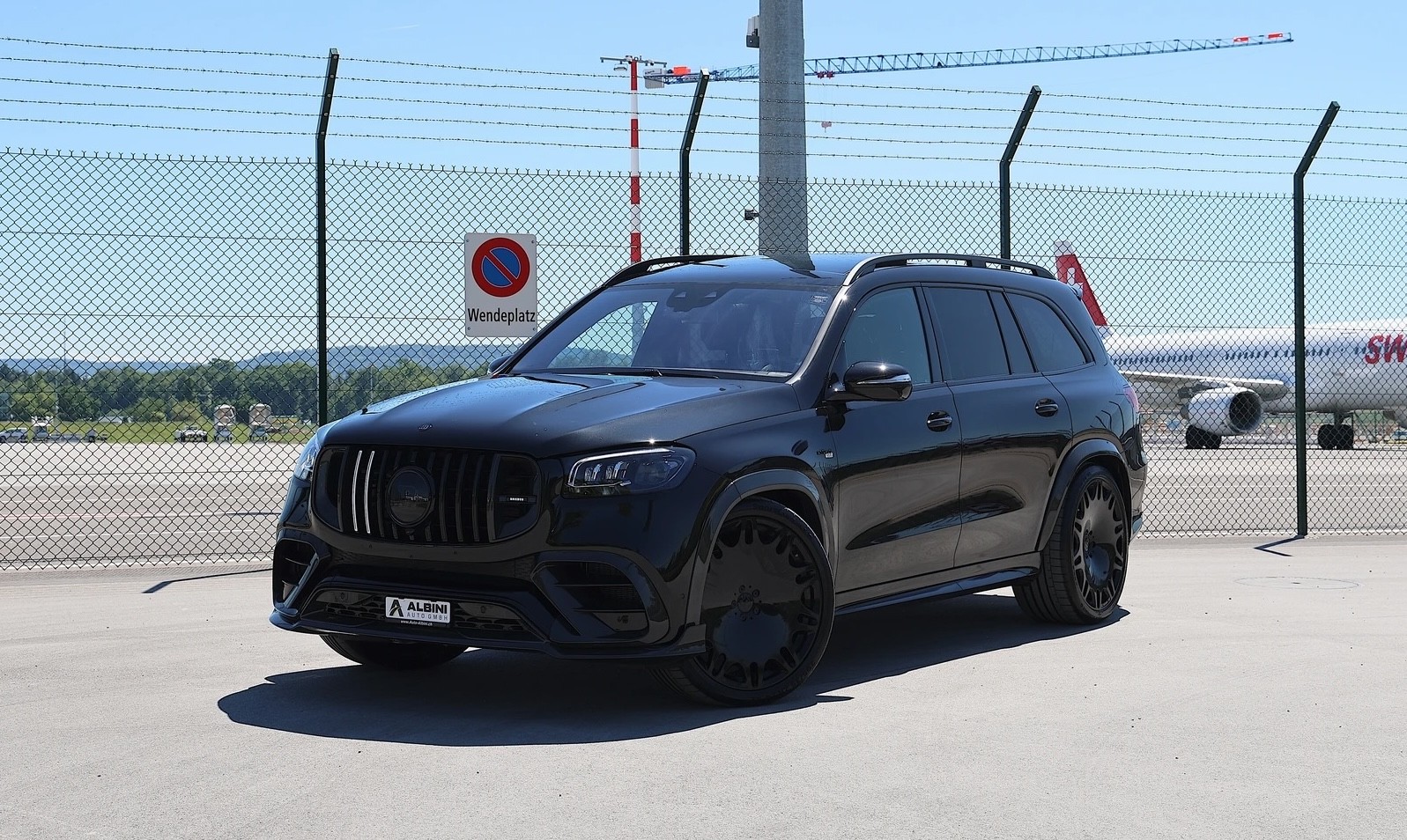MERCEDES-BENZ BRABUS GLS 900 Superblack-image-0