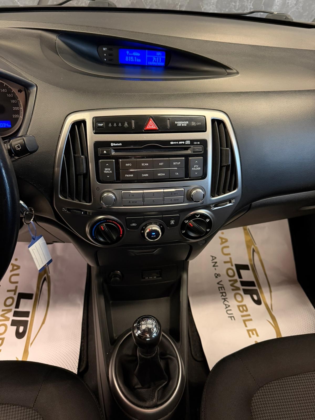 HYUNDAI i20 1.2 Pica-image-11