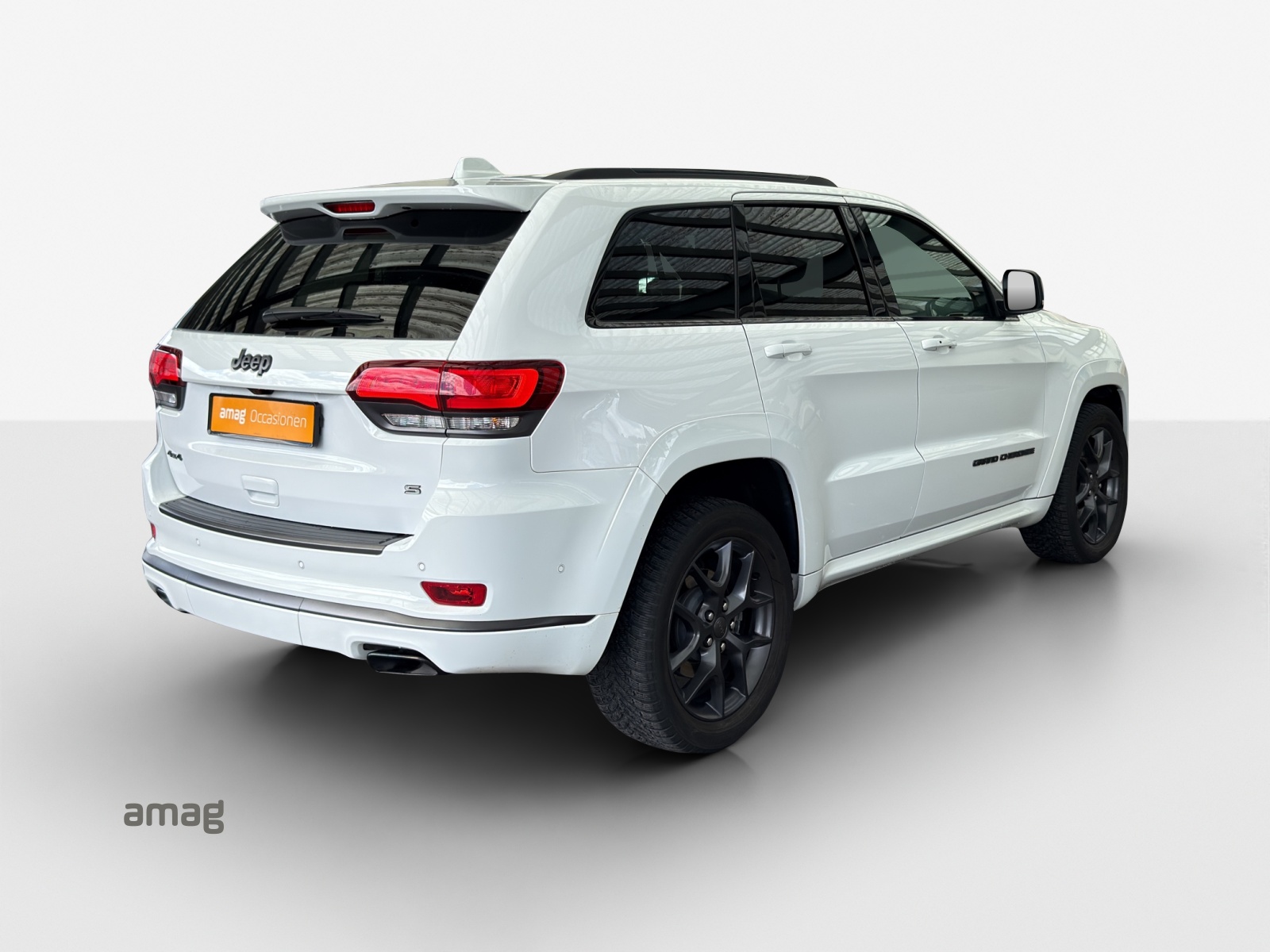 JEEP Grand Cherokee 3.0 CRD Night Eagle Automatic-image-4