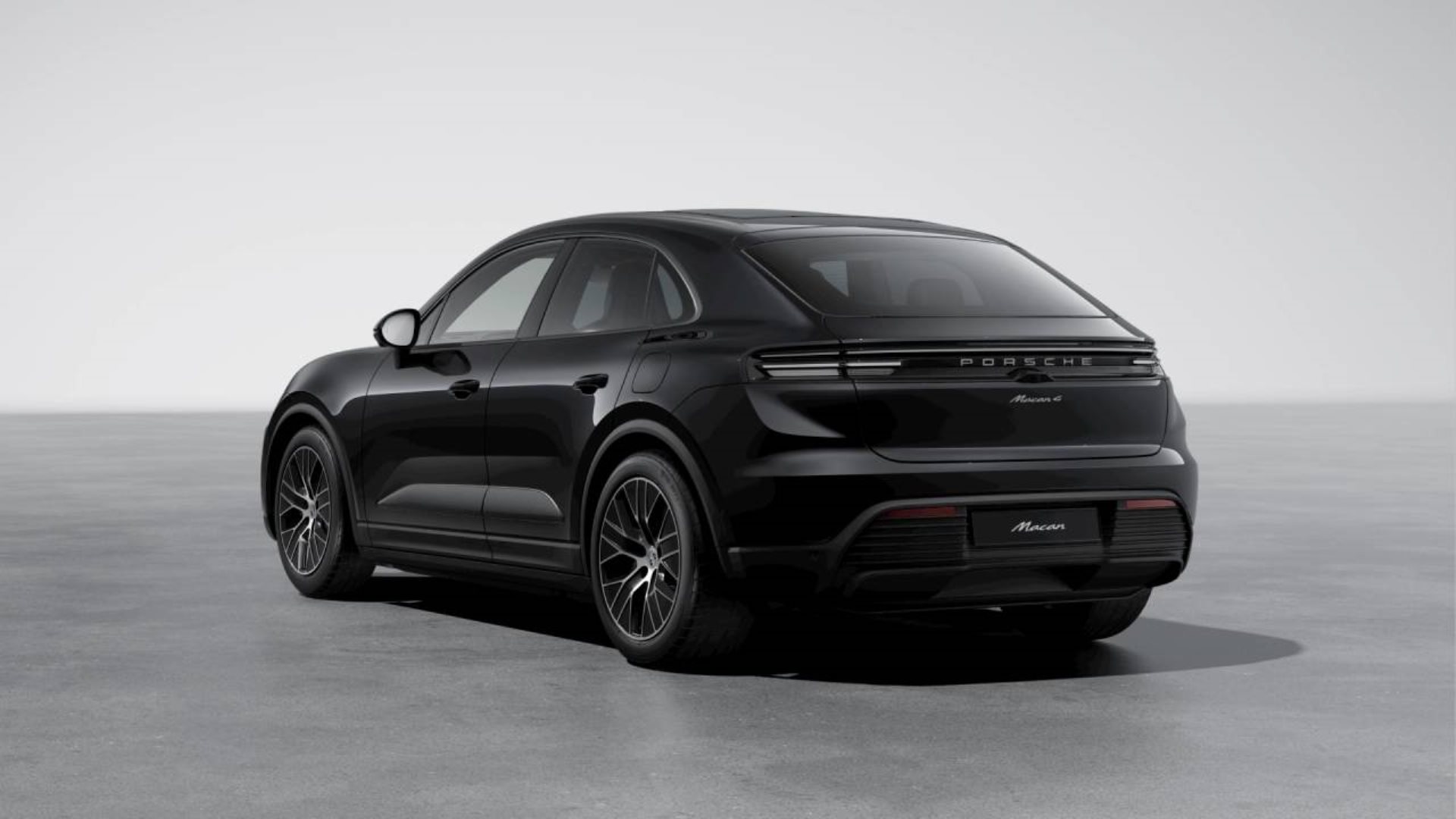 PORSCHE Macan 4-image-2
