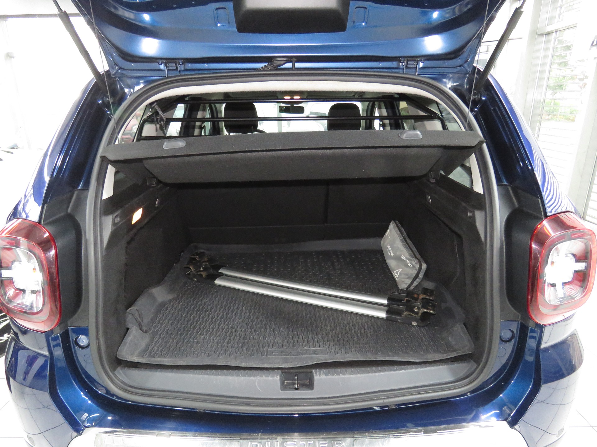 DACIA Duster TCe 150 Prestige 4x4-image-9