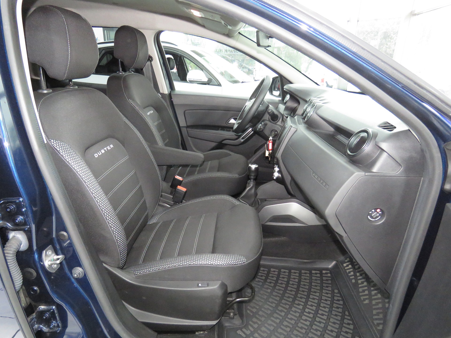 DACIA Duster TCe 150 Prestige 4x4-image-11