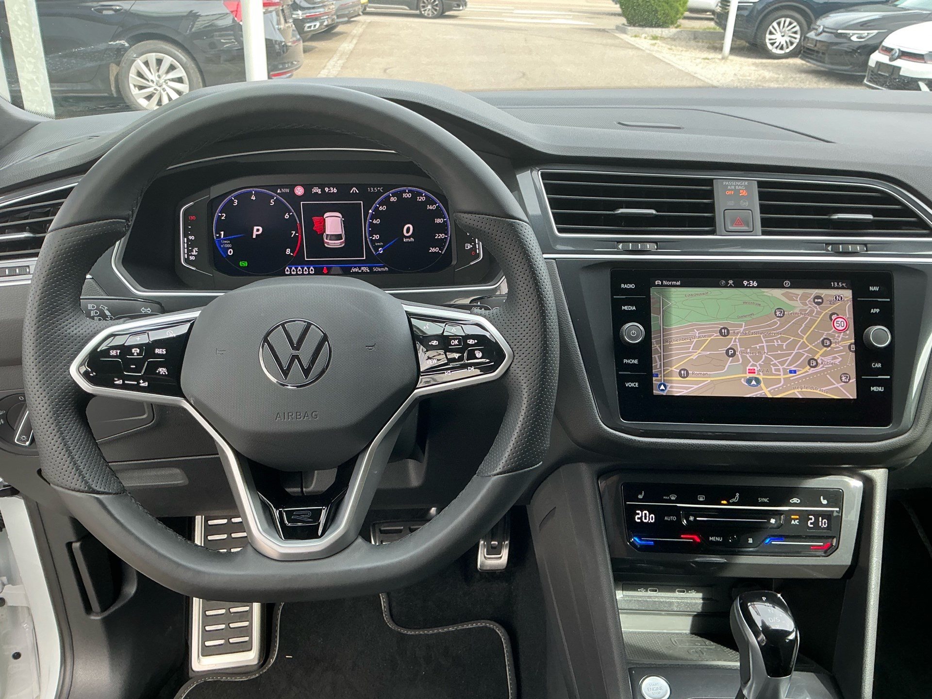 VW Tiguan Allspace R-LINE 4MOTION BLACK STYLE *** 5 JAHRE VW WERKGSGARANTIE ***-image-8