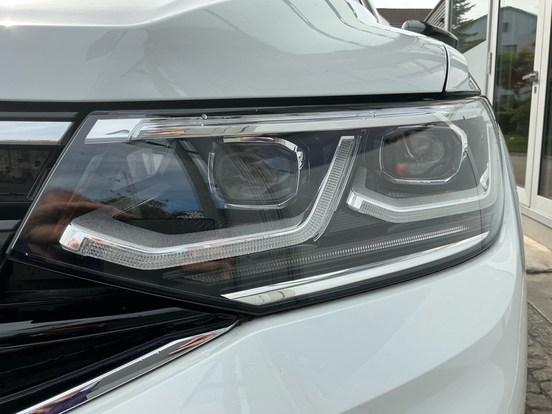VW Tiguan Allspace R-LINE 4MOTION BLACK STYLE *** 5 JAHRE VW WERKGSGARANTIE ***-image-6