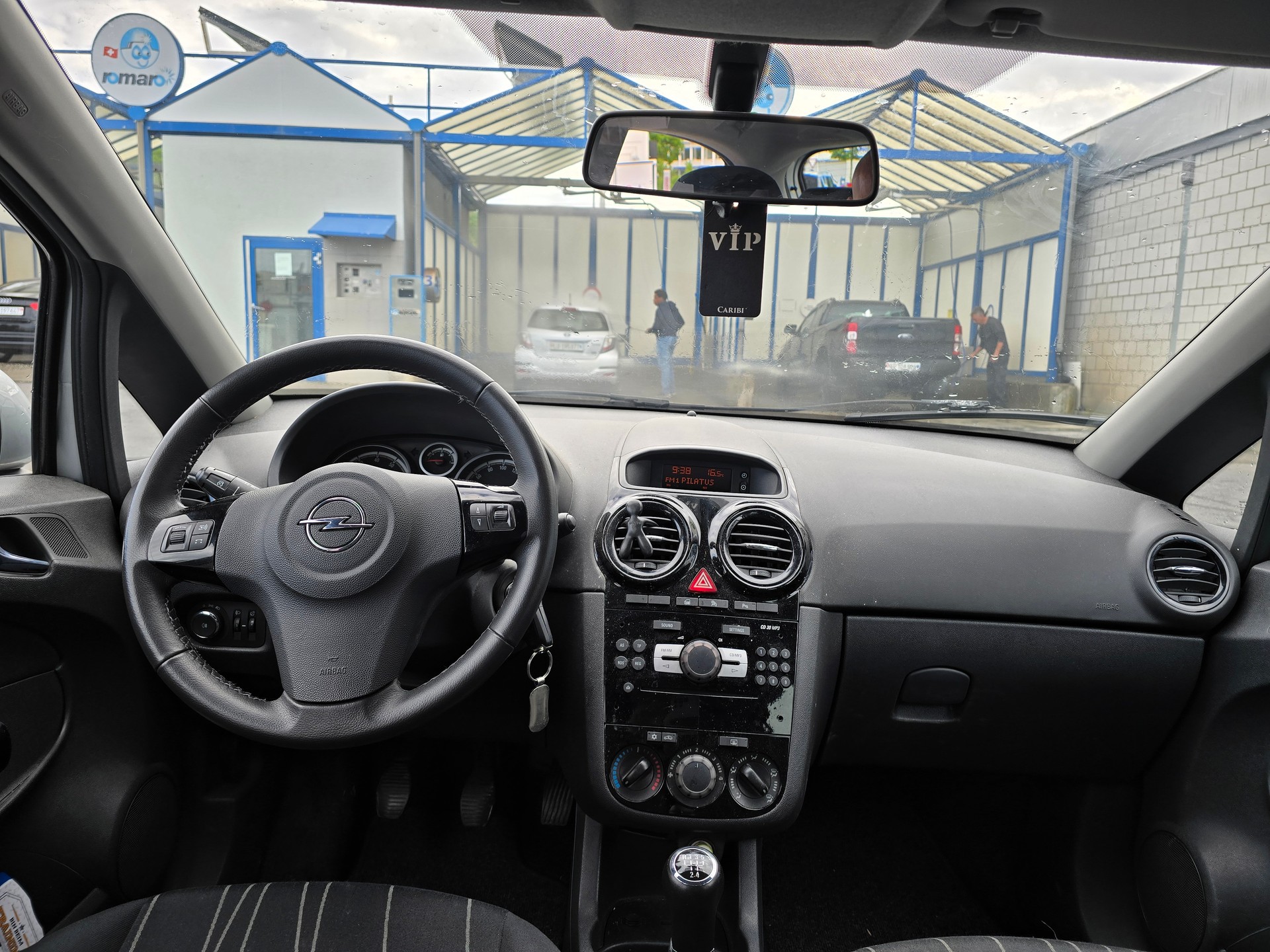 OPEL 1.4i 16V TP Color Ed.-image-4