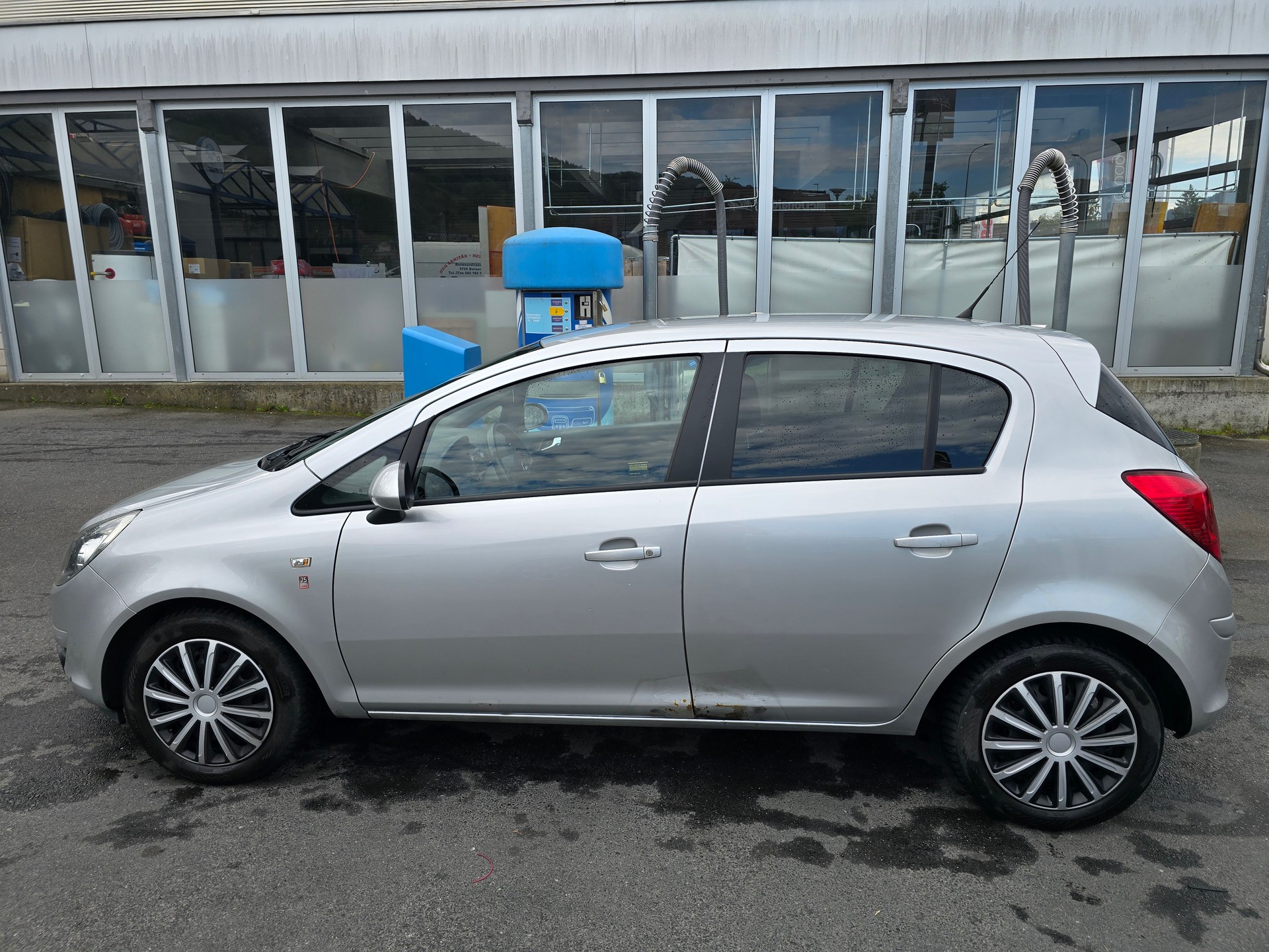 OPEL 1.4i 16V TP Color Ed.-image-1