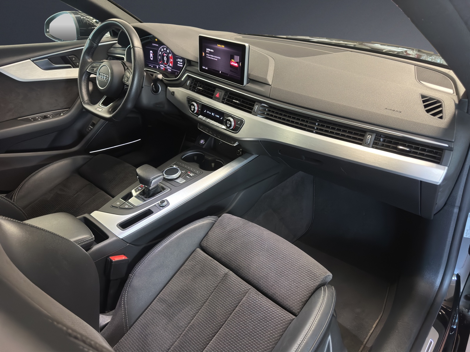 AUDI A5 Sportback 40TFSI Sport-image-6