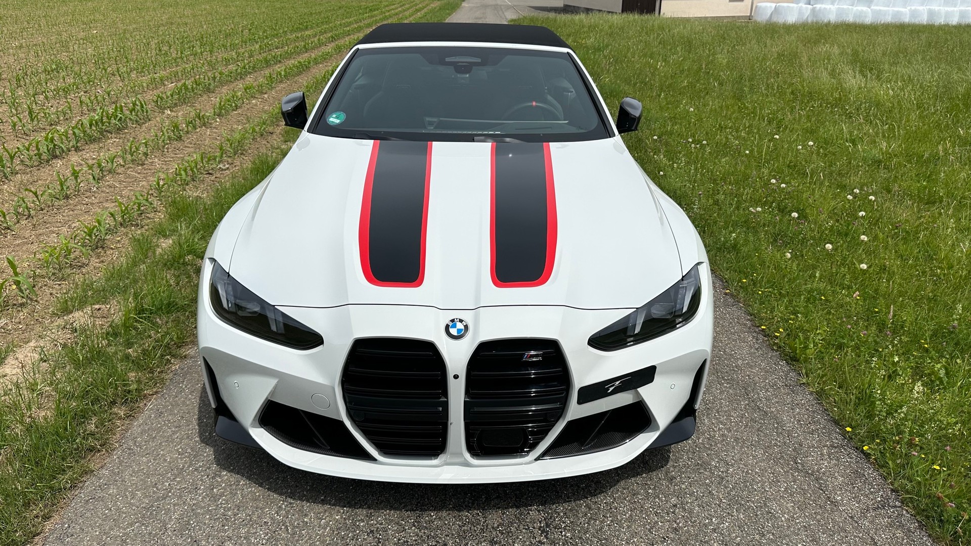 BMW M4 Competition xDrive-image-3