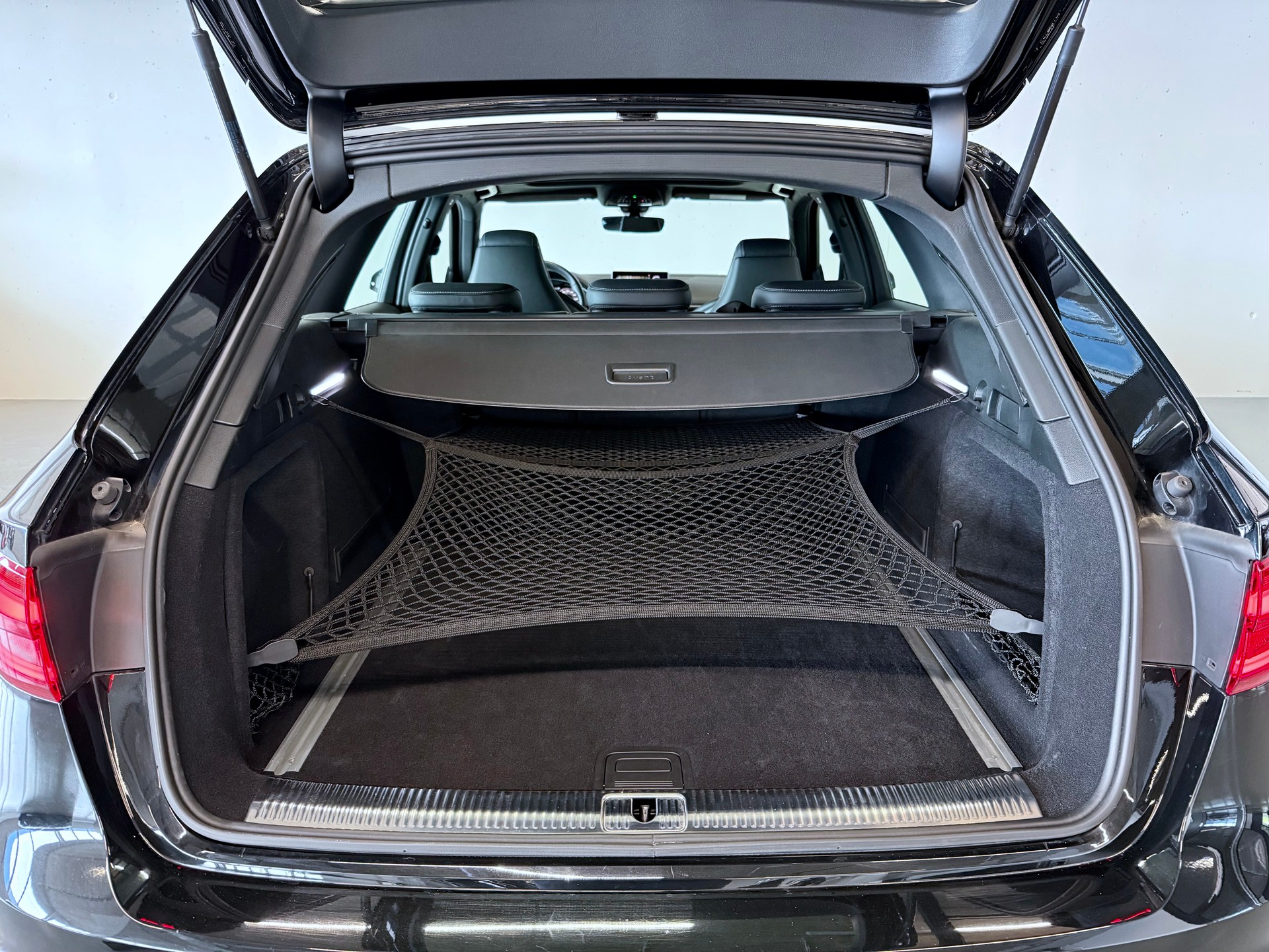 AUDI RS4 AVANT 2.9 TFSI QUATTRO TIPTRONIC | CH-FZG | OHNE OPF | TOP ZUSTAND-image-3
