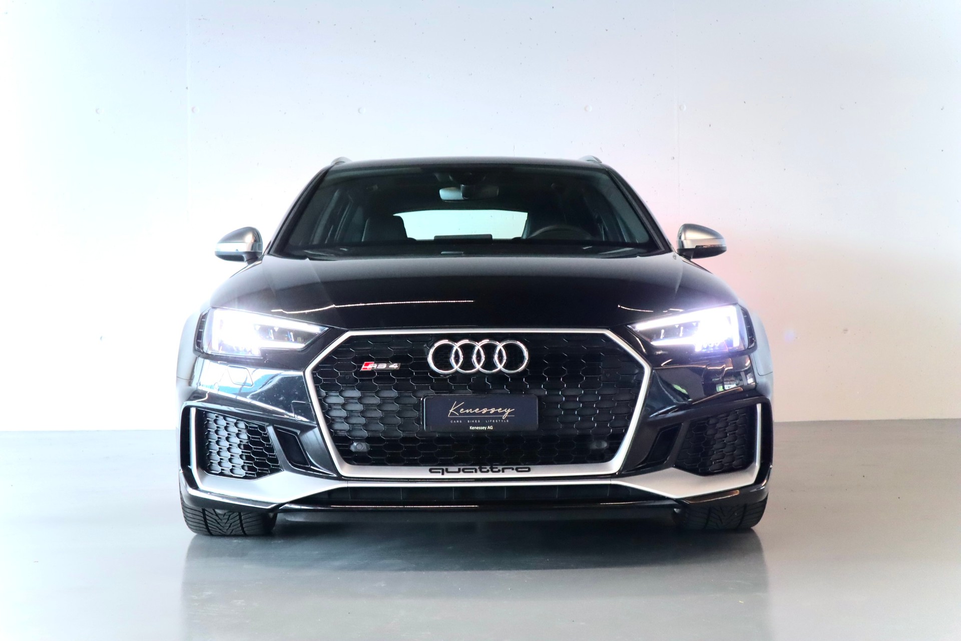AUDI RS4 AVANT 2.9 TFSI QUATTRO TIPTRONIC | CH-FZG | OHNE OPF | TOP ZUSTAND-image-6