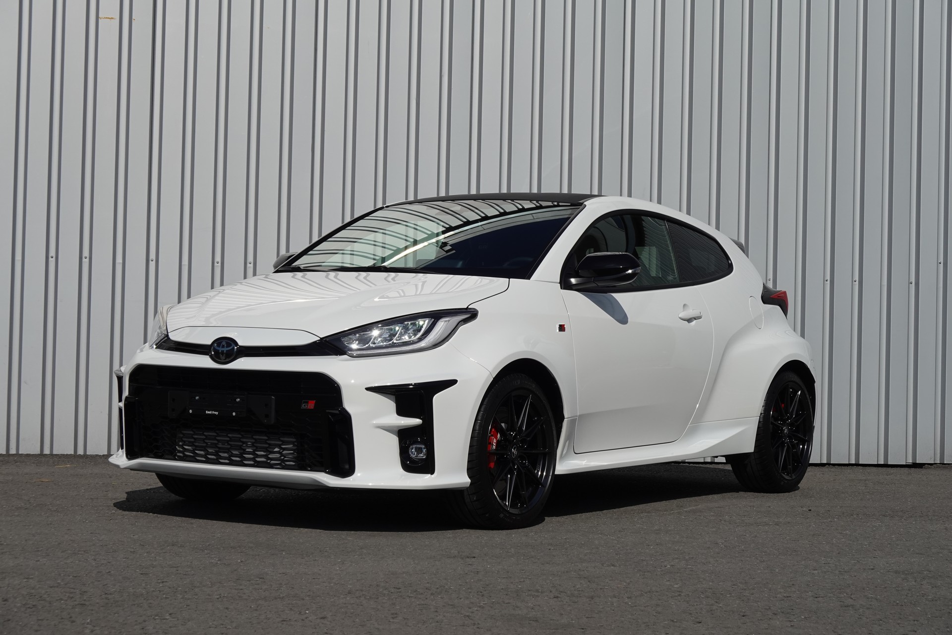 TOYOTA Yaris 1.6 GR Sport-image-3