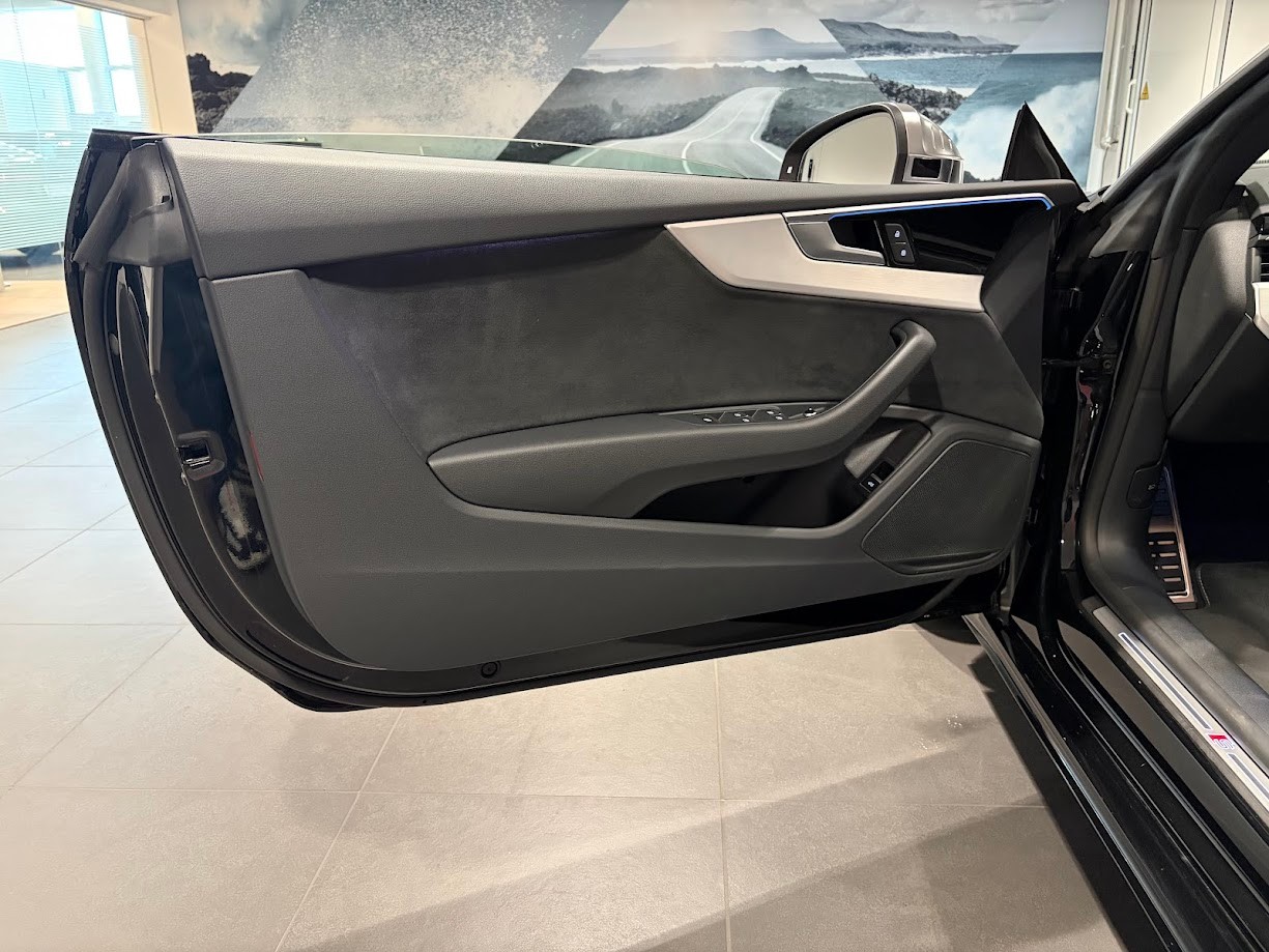 AUDI S5 Cabriolet 3.0 TFSI quattro tiptronic-image-2