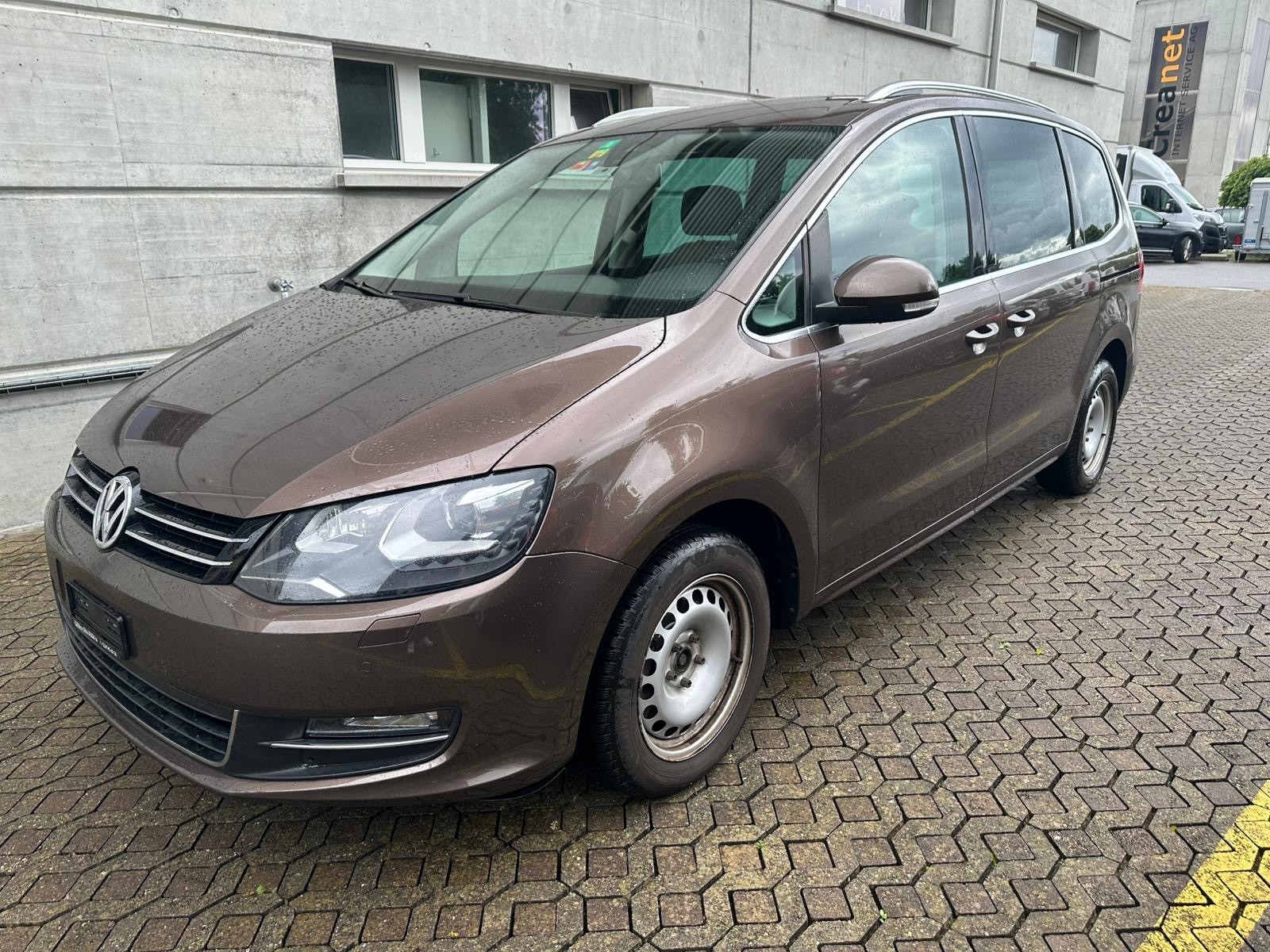 VW Sharan 2.0 TDI BlueMotion Technology Highline DSG-image-1