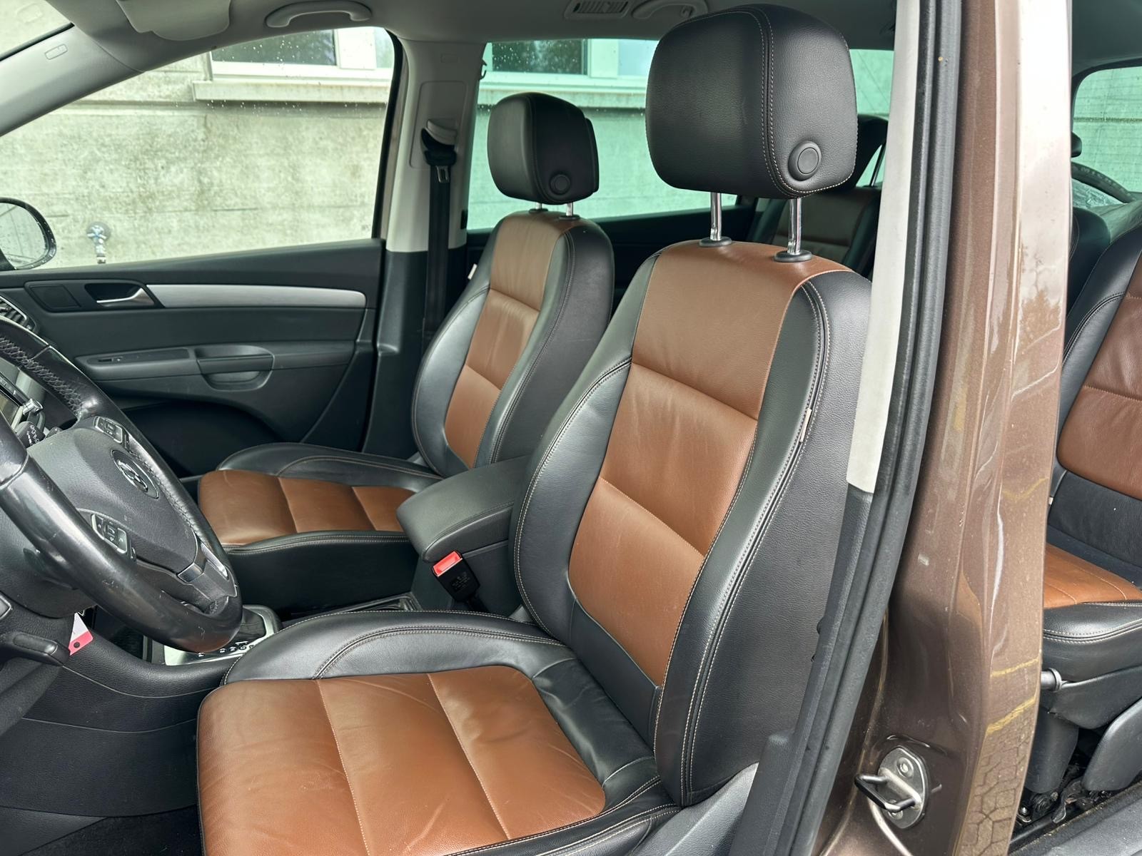 VW Sharan 2.0 TDI BlueMotion Technology Highline DSG-image-6