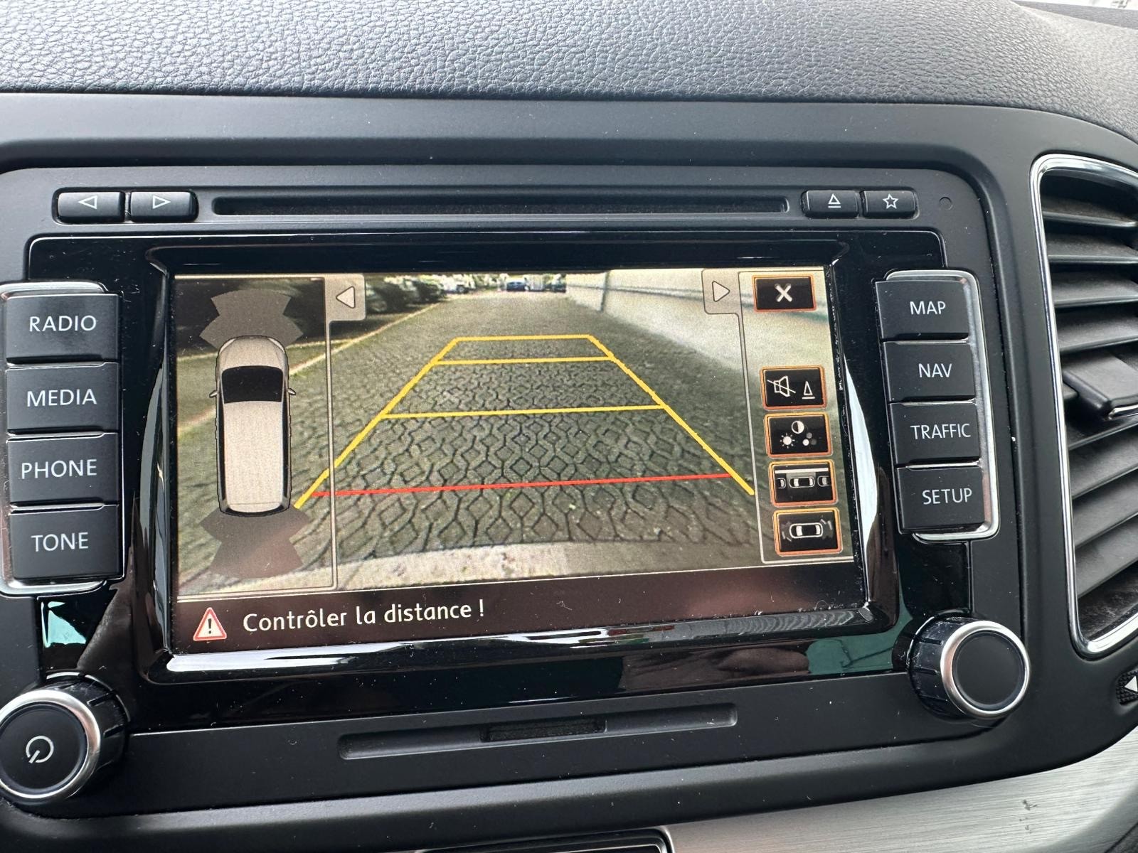 VW Sharan 2.0 TDI BlueMotion Technology Highline DSG-image-10