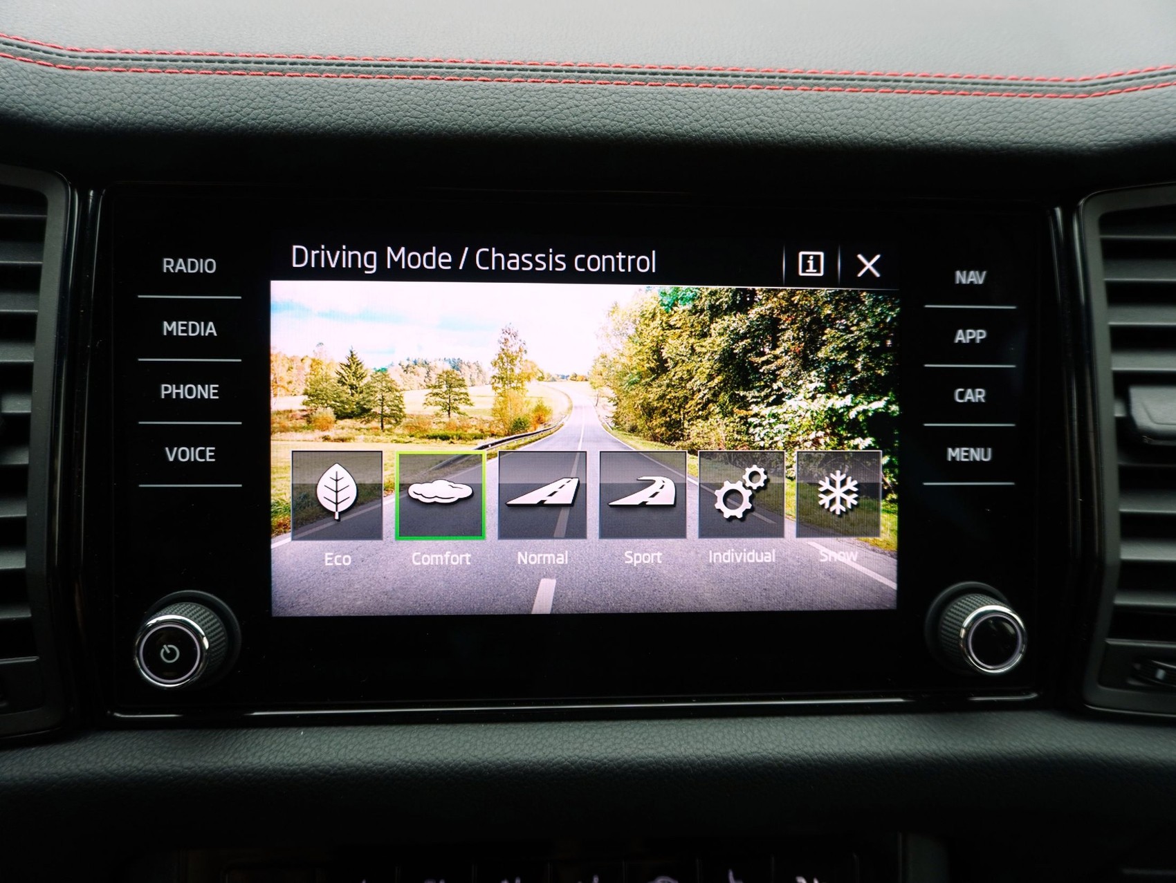 SKODA Kodiaq 2.0 TSI DSG RS-image-22