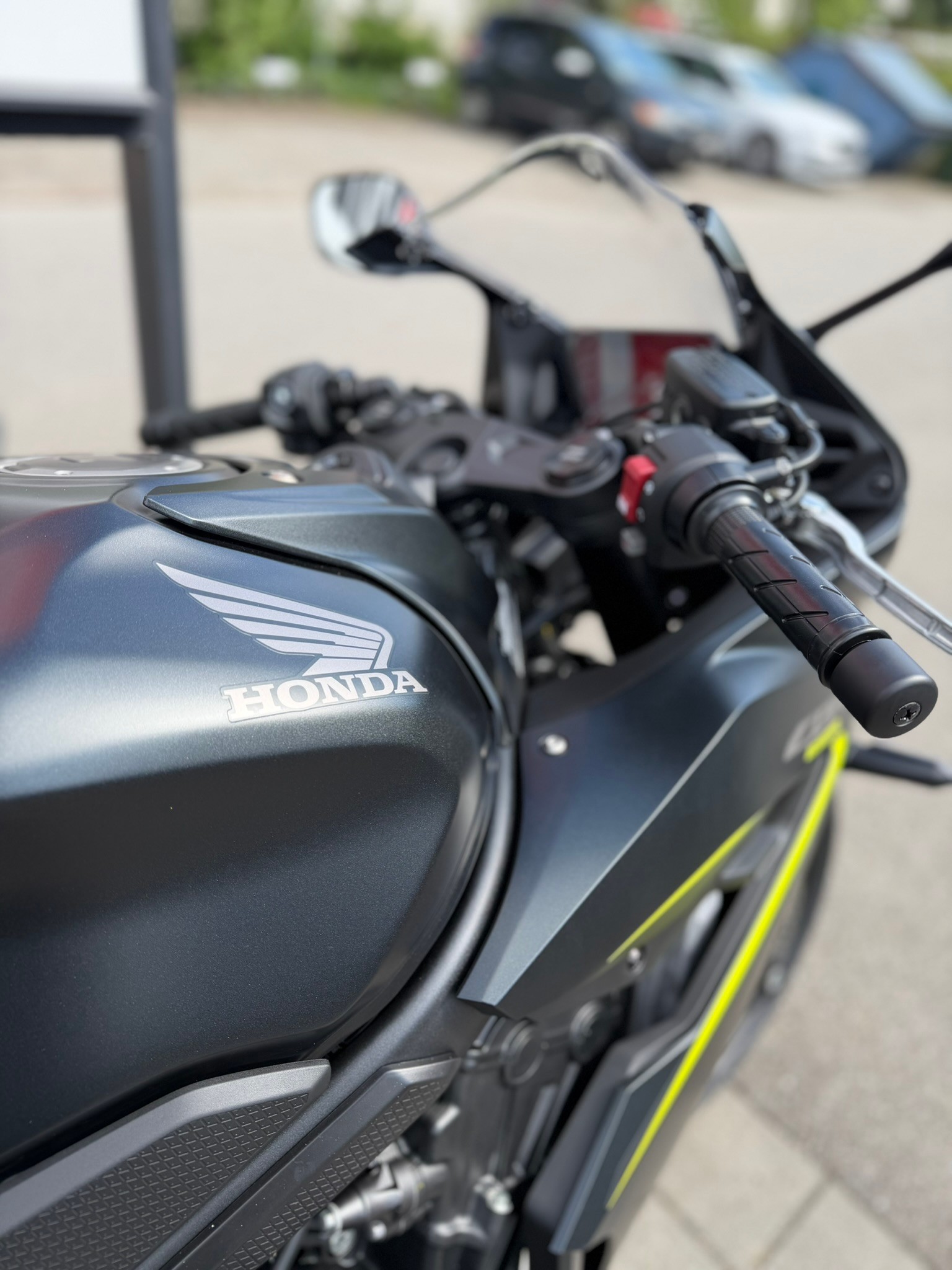 HONDA CBR 650 R E-Clutch-showroom-element-3