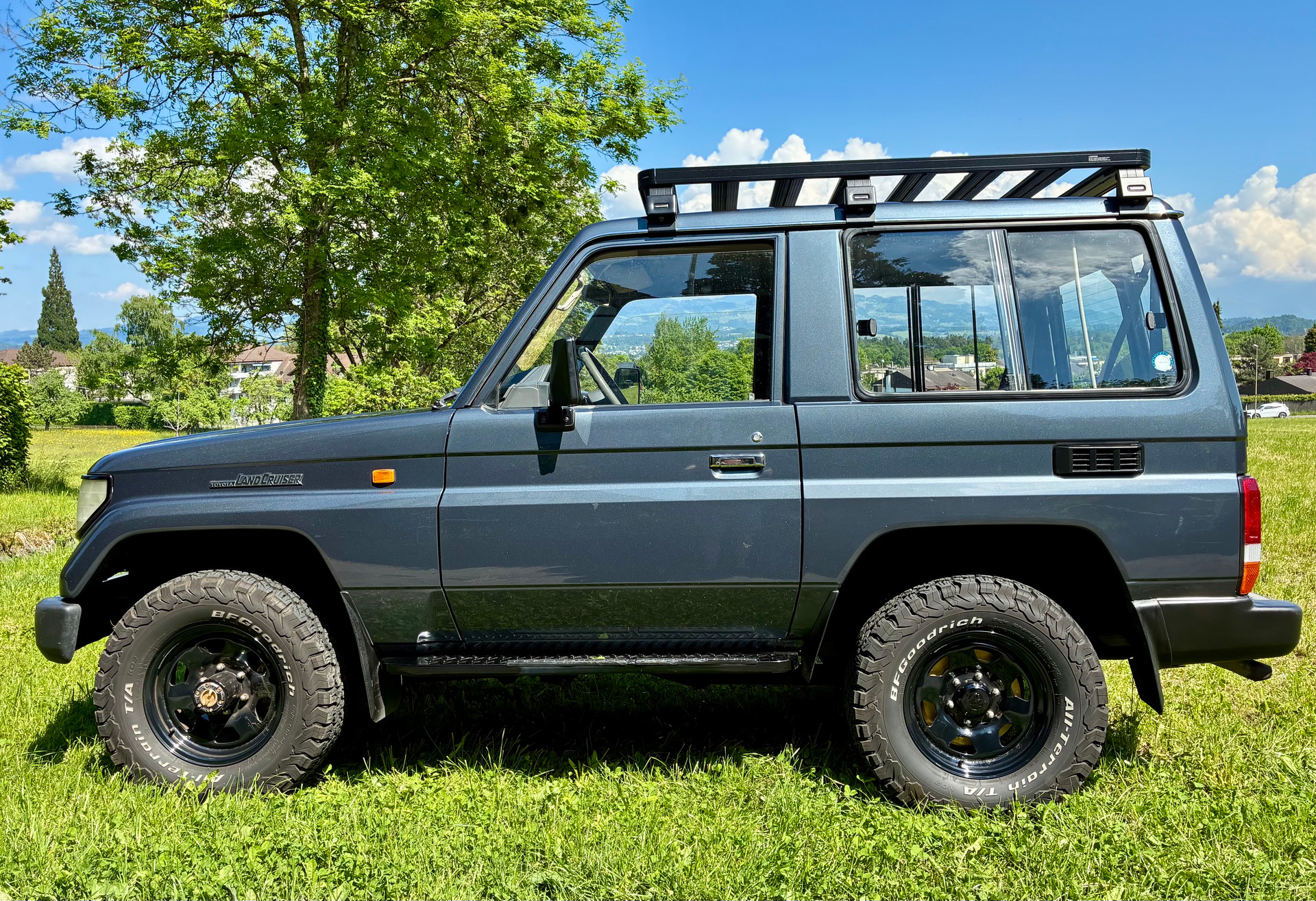TOYOTA LandCruiser LX 3.0 Turbo-image-1