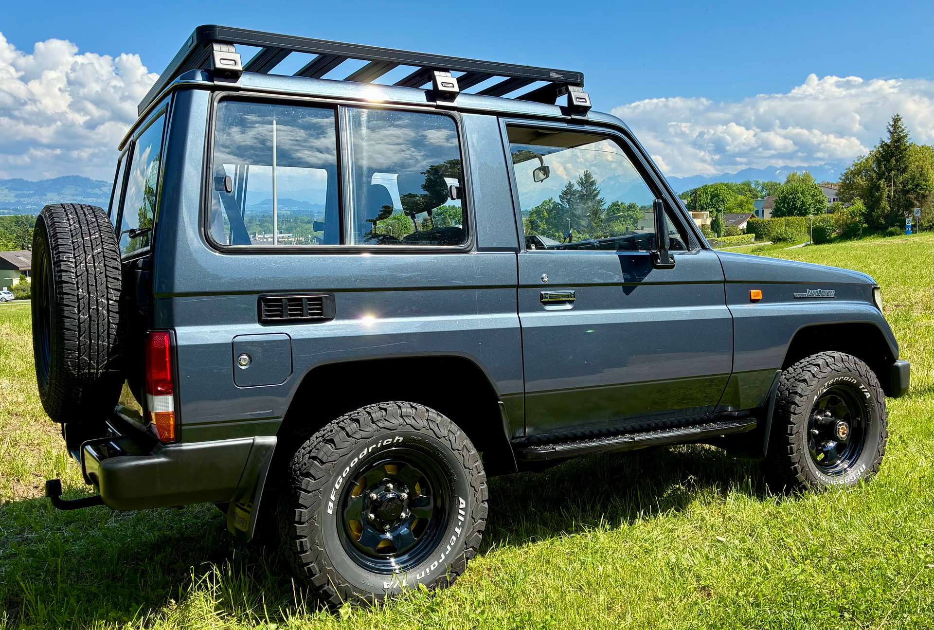 TOYOTA LandCruiser LX 3.0 Turbo-image-2