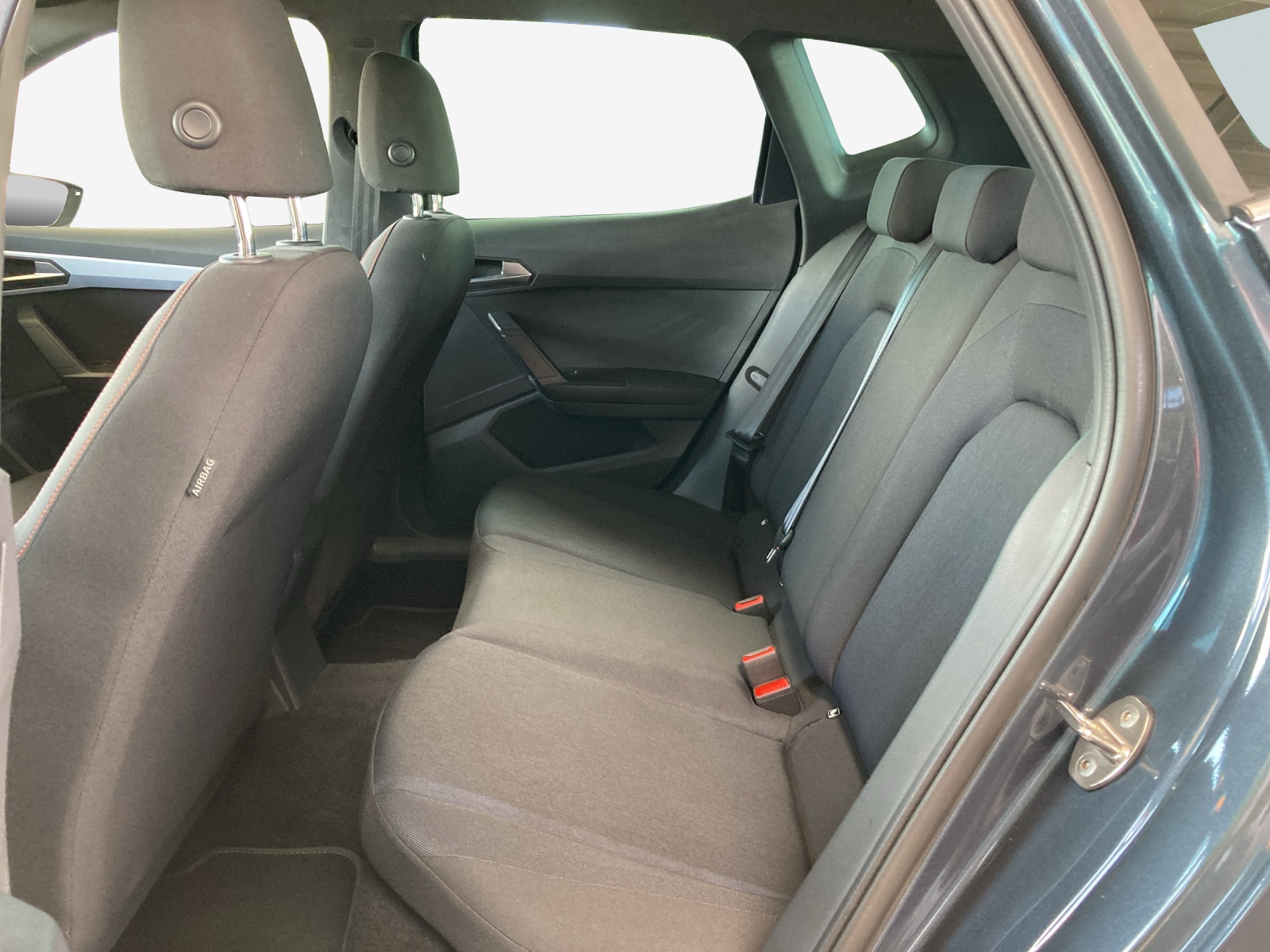 SEAT Arona 1.0 TSI Eco FR DSG-image-11