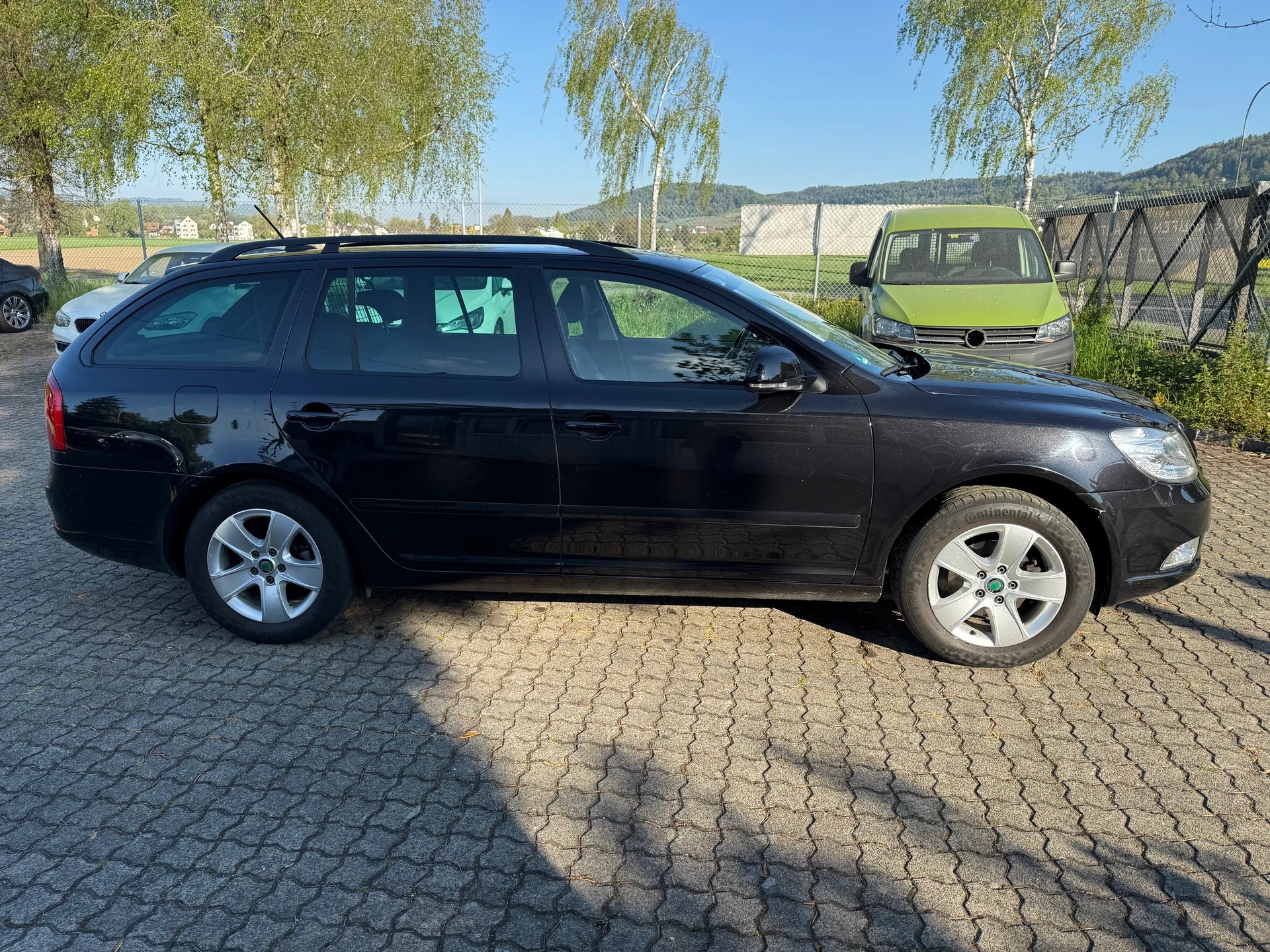 SKODA Octavia Combi 1.6 TDI Elegance DSG-image-3