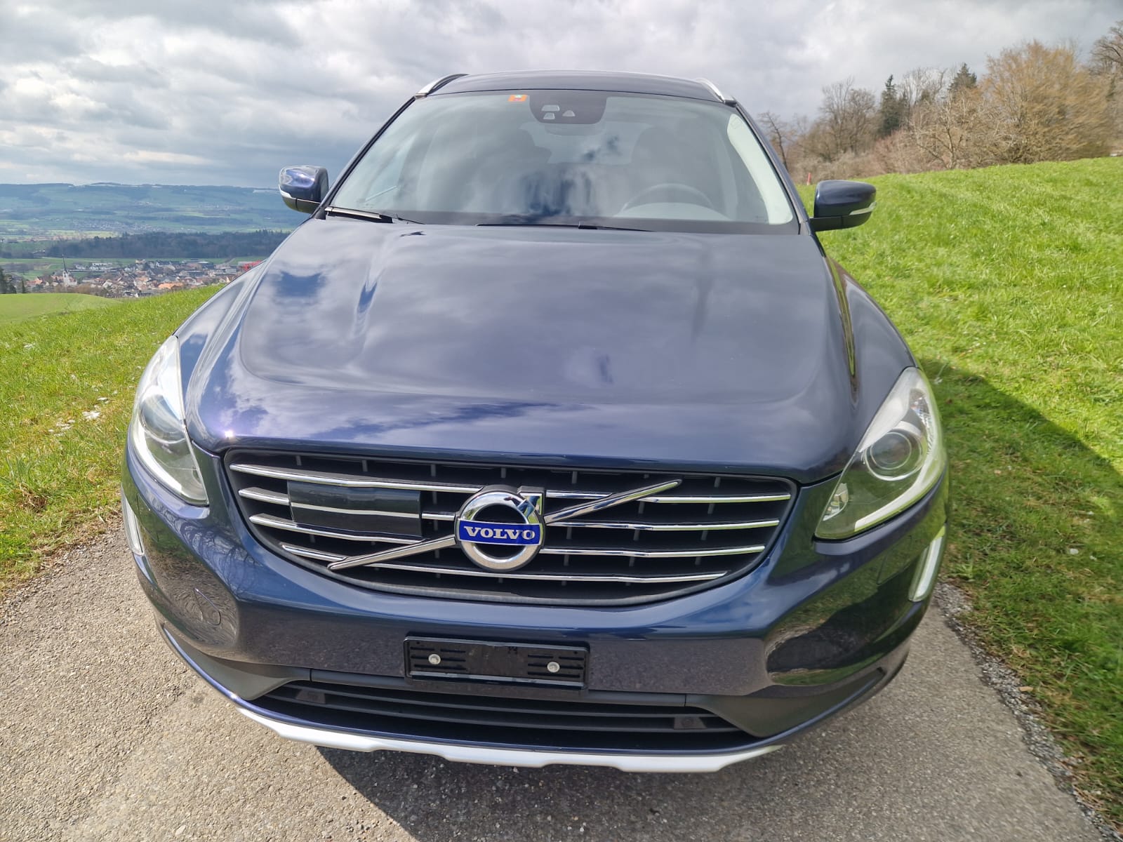 VOLVO XC60 T5 Summum Geartronic-image-2