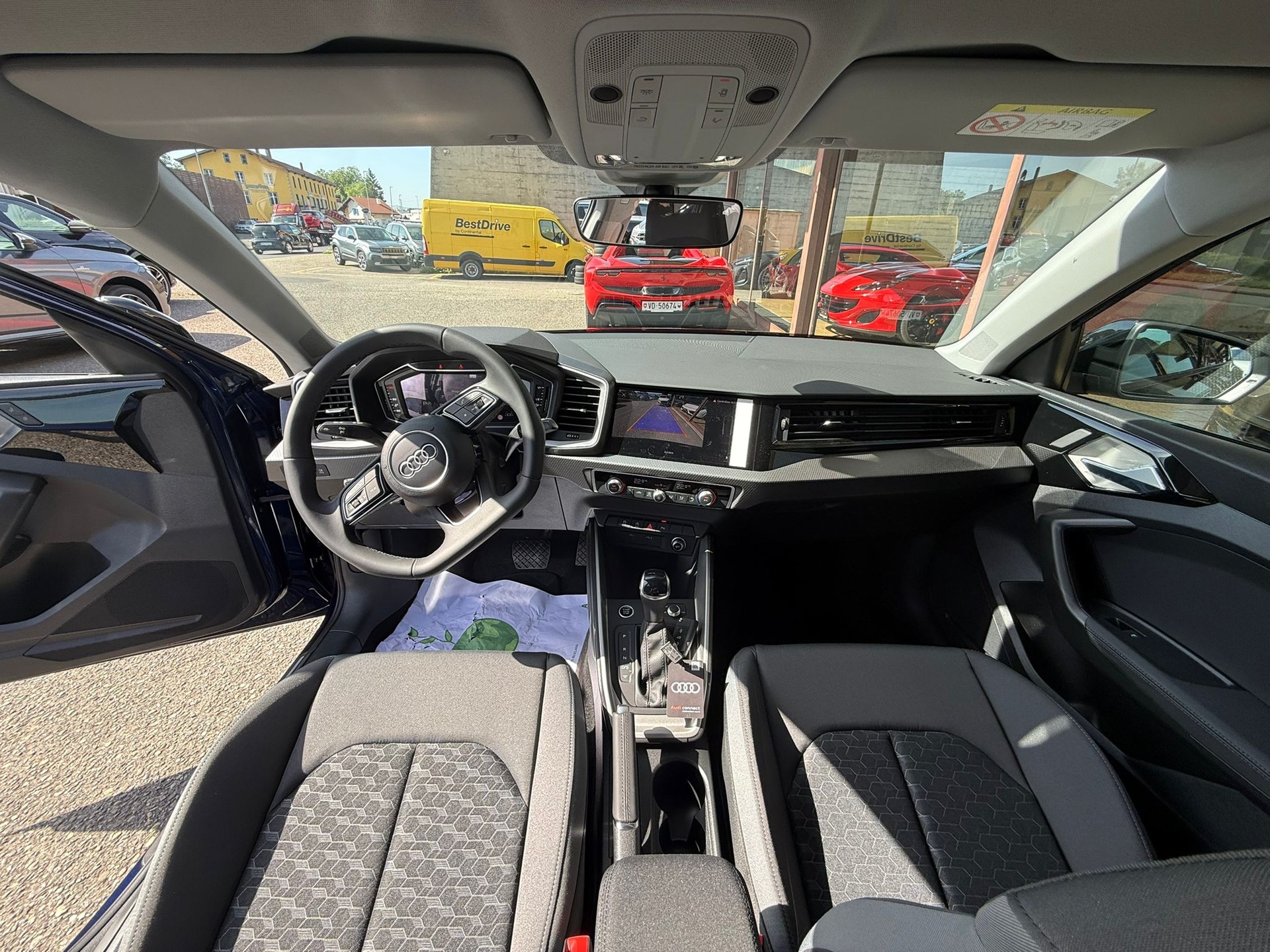 AUDI A1 Sportback 30 TFSI S Line S-tronic-image-8