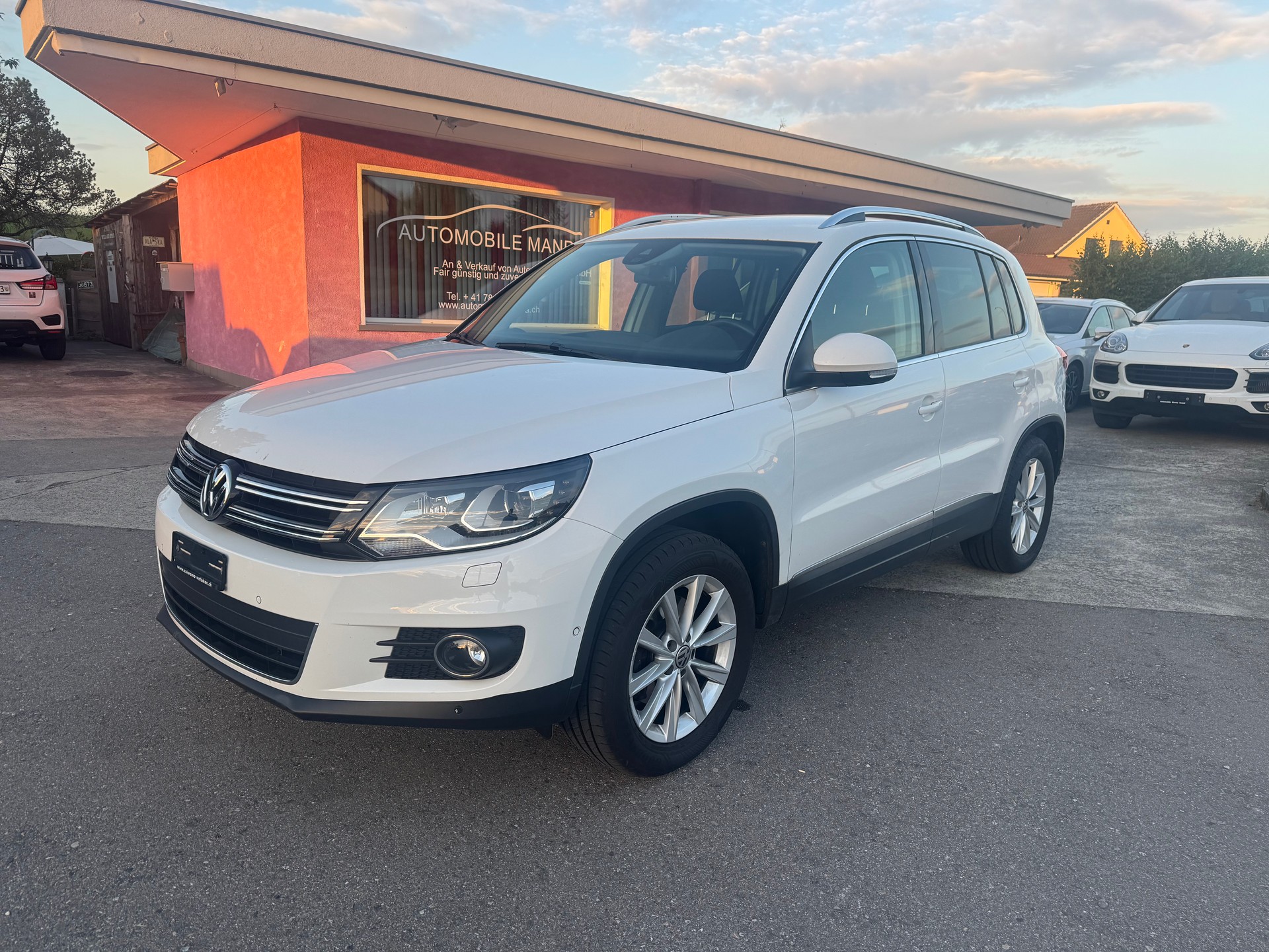 VW Tiguan 2.0 TDI BlueMotion Sport&Style 4Motion-image-0