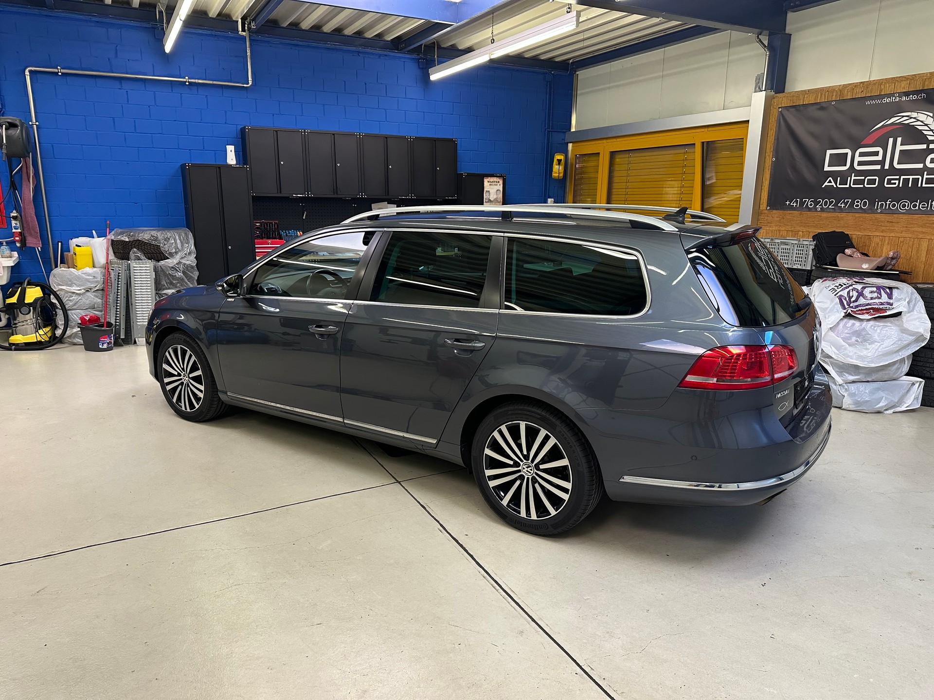 VW Passat Variant 2.0 TDI BlueMotion Technology Cup-image-3