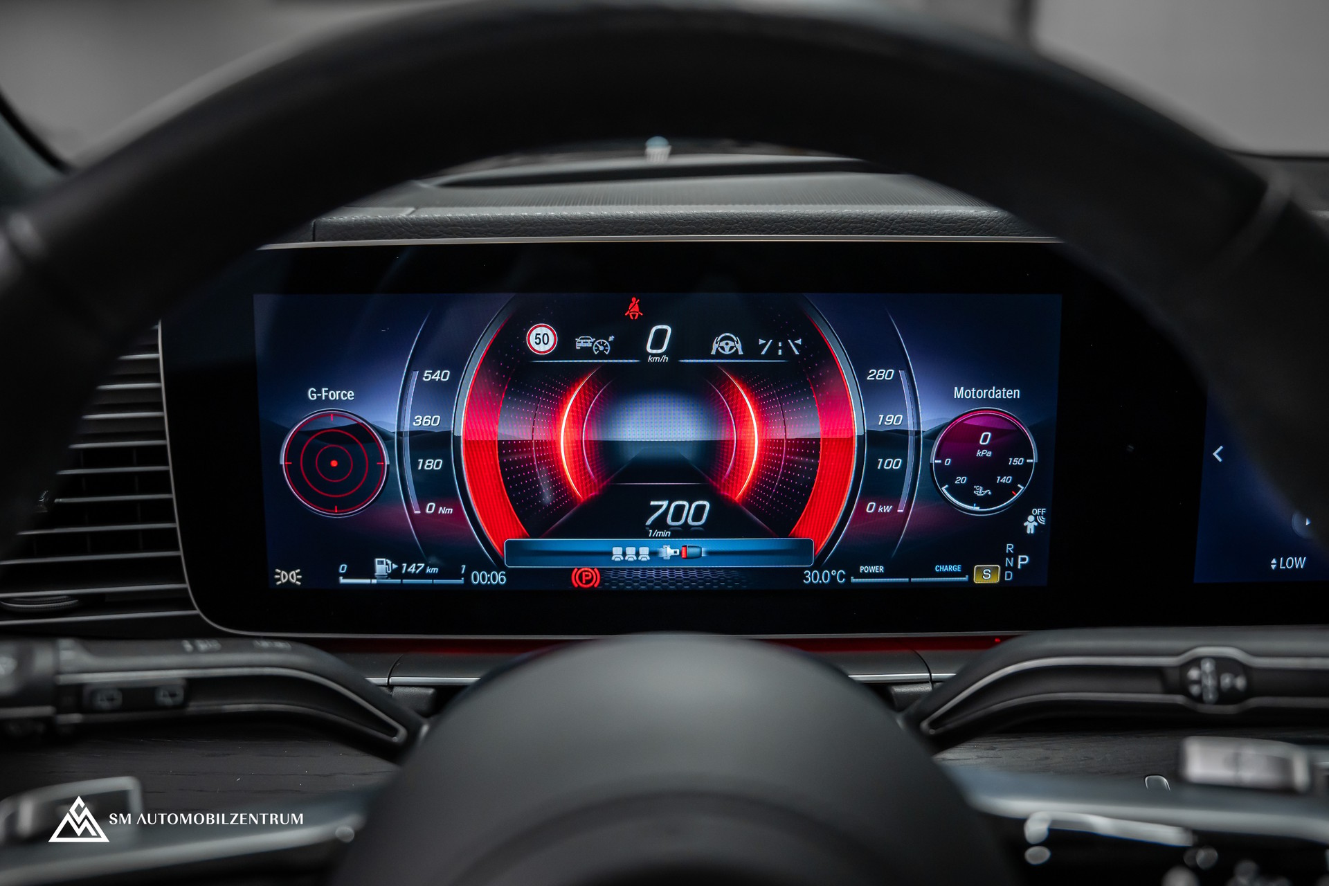 MERCEDES-BENZ GLE 450 AMG Line 4matic / Panorama / 360° / Head-Up / Smaragdgrün Metallic-image-29
