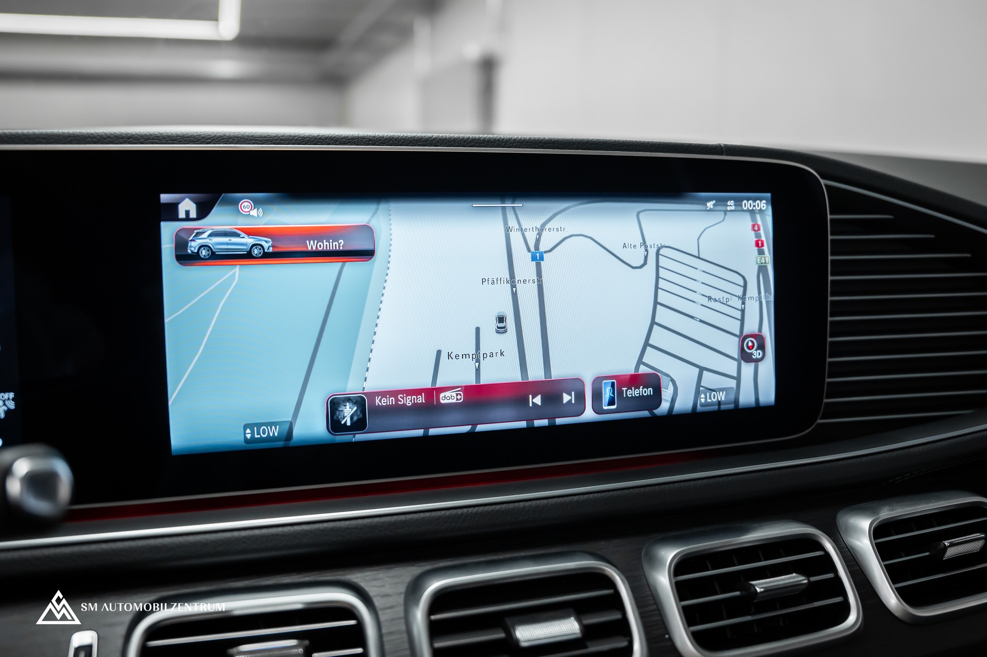 MERCEDES-BENZ GLE 450 AMG Line 4matic / Panorama / 360° / Head-Up / Smaragdgrün Metallic-image-34