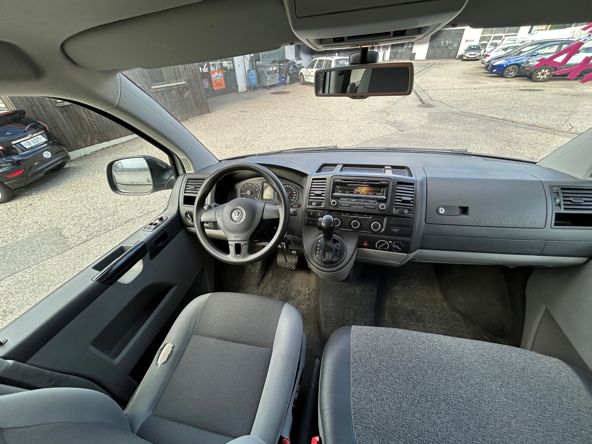 VW T5 2.0 TSI 4Motion DSG-image-10