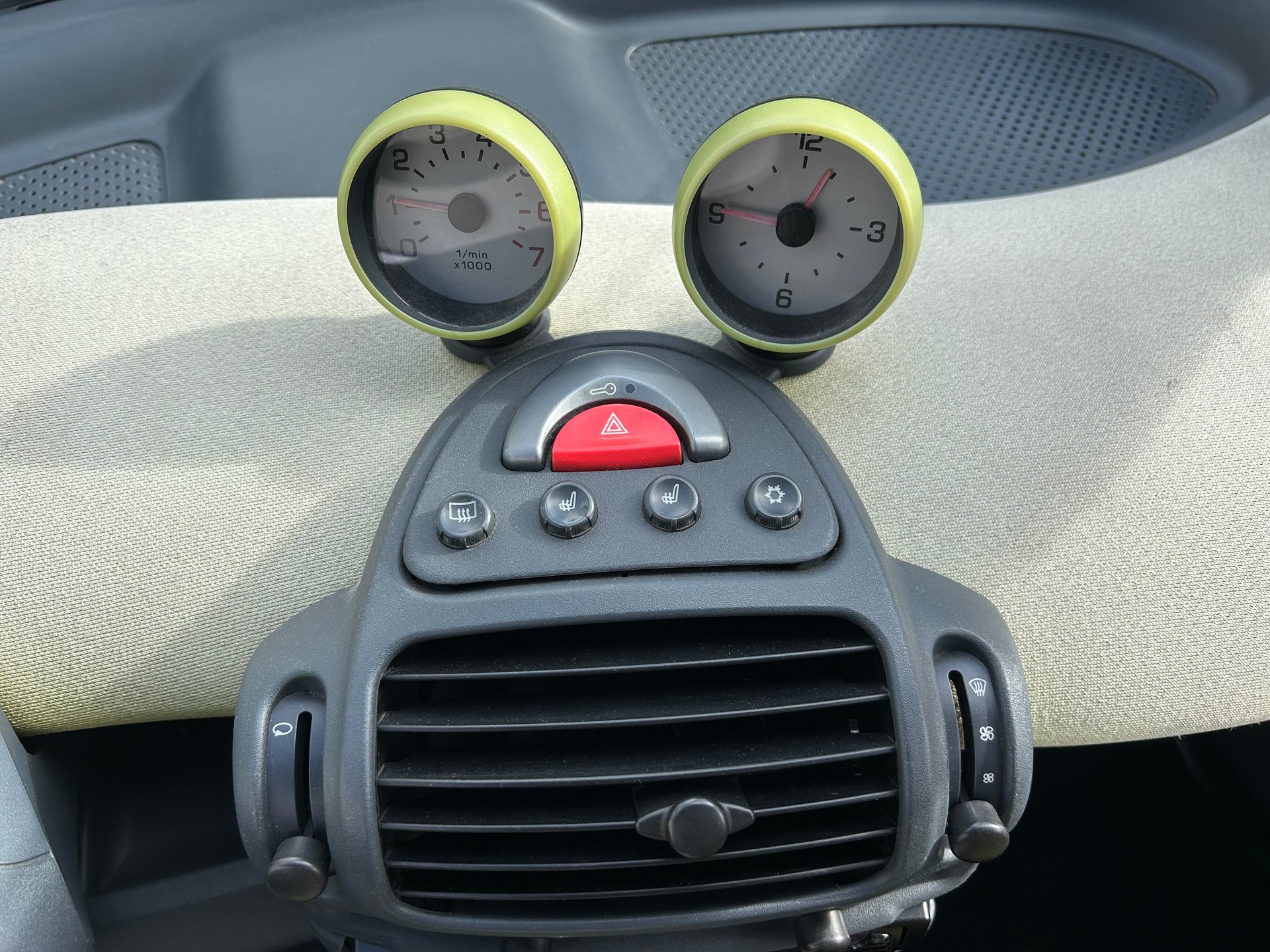 SMART fortwo pulse-image-9