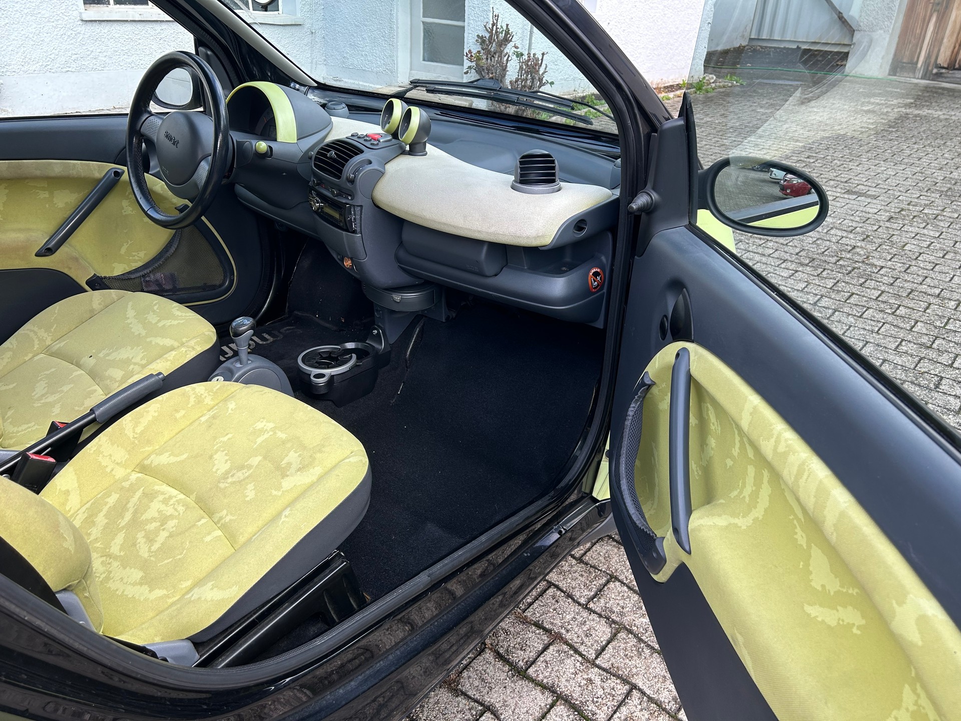 SMART fortwo pulse-image-12