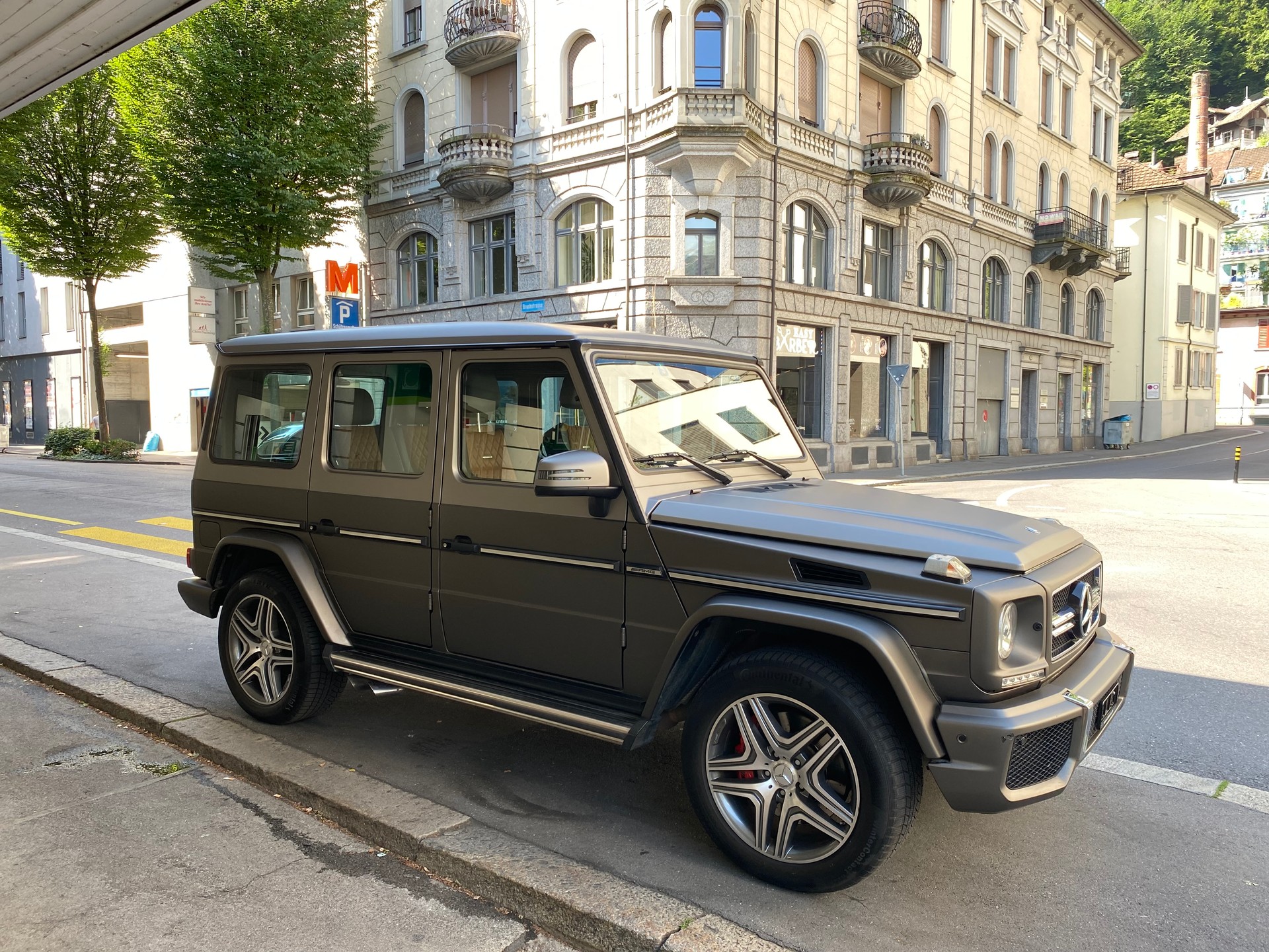 MERCEDES-BENZ G 63 AMG Automatic-image-0