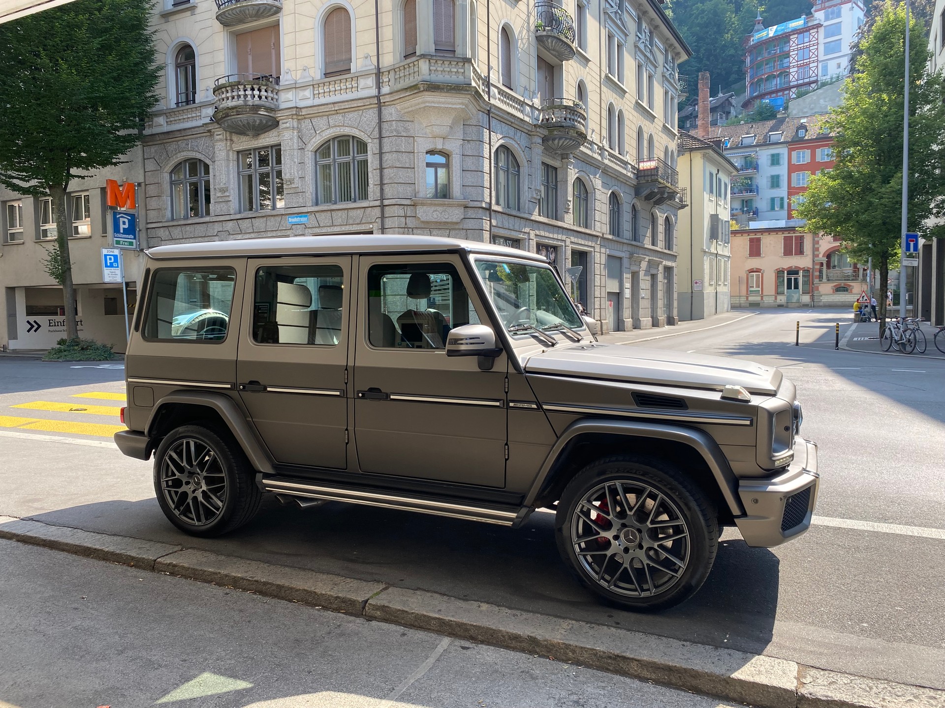 MERCEDES-BENZ G 63 AMG Automatic-image-1